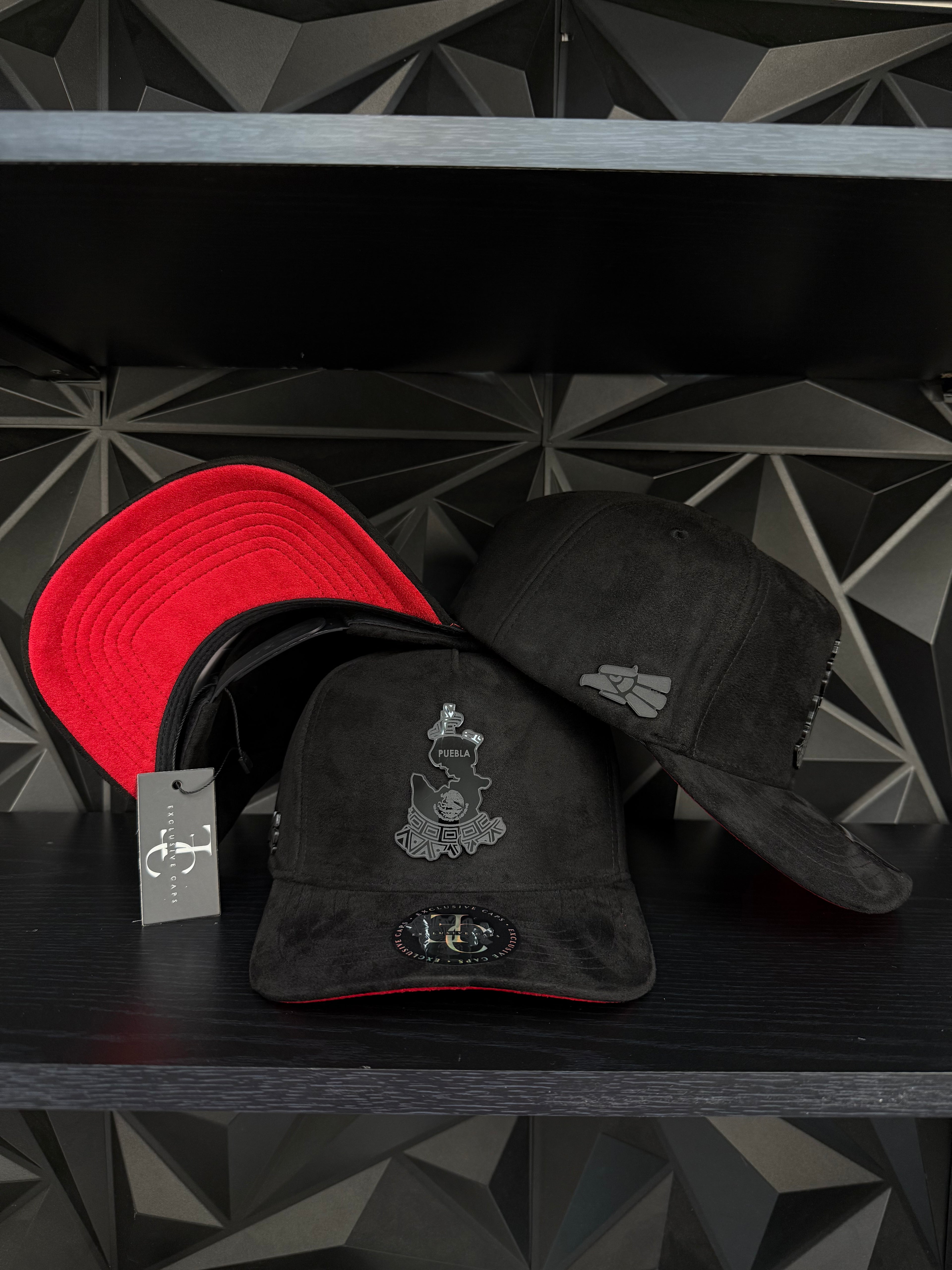 Puebla México SnapBack hat-black/red suede