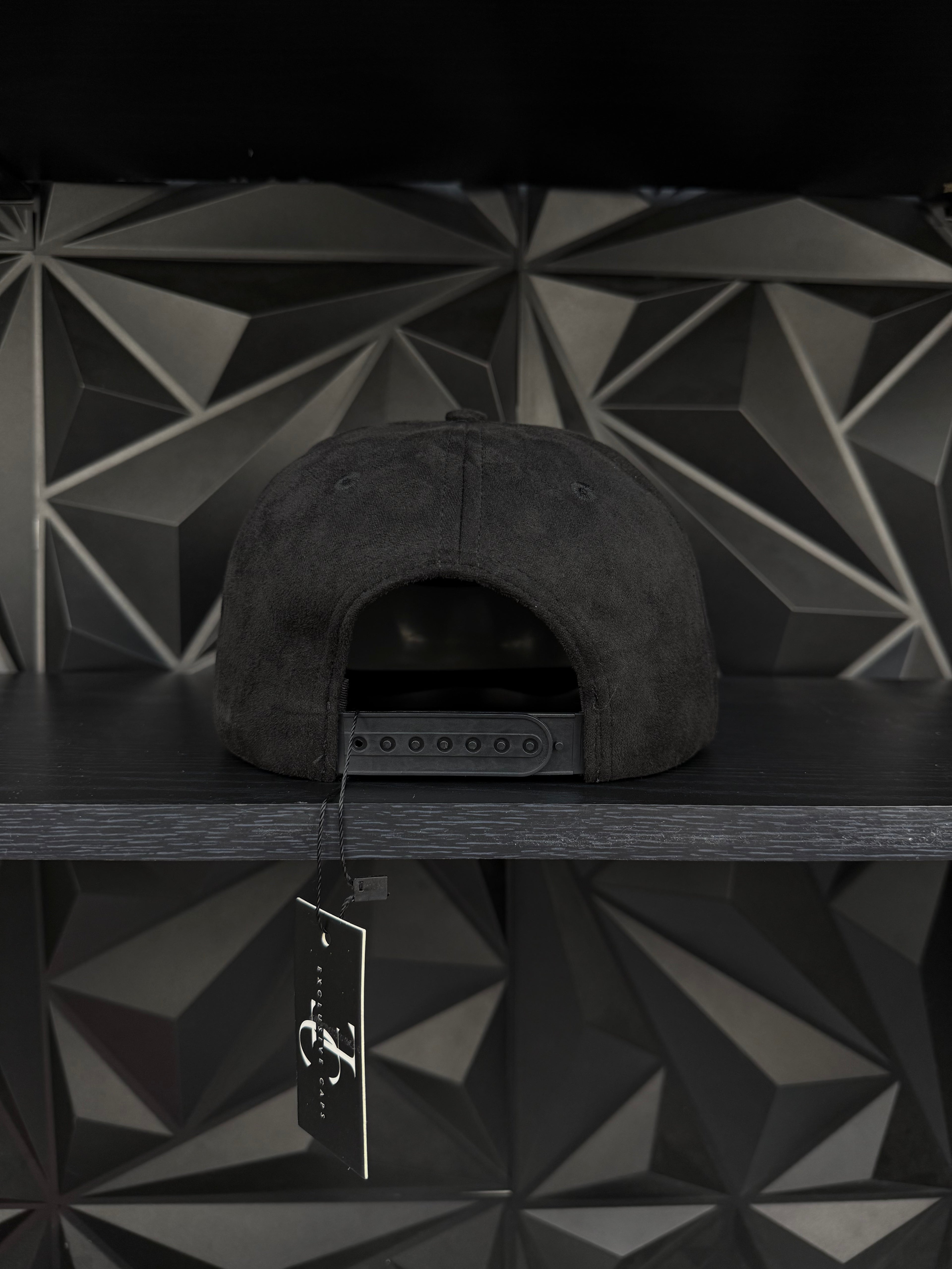 Tamaulipas México SnapBack hat-black/red suede