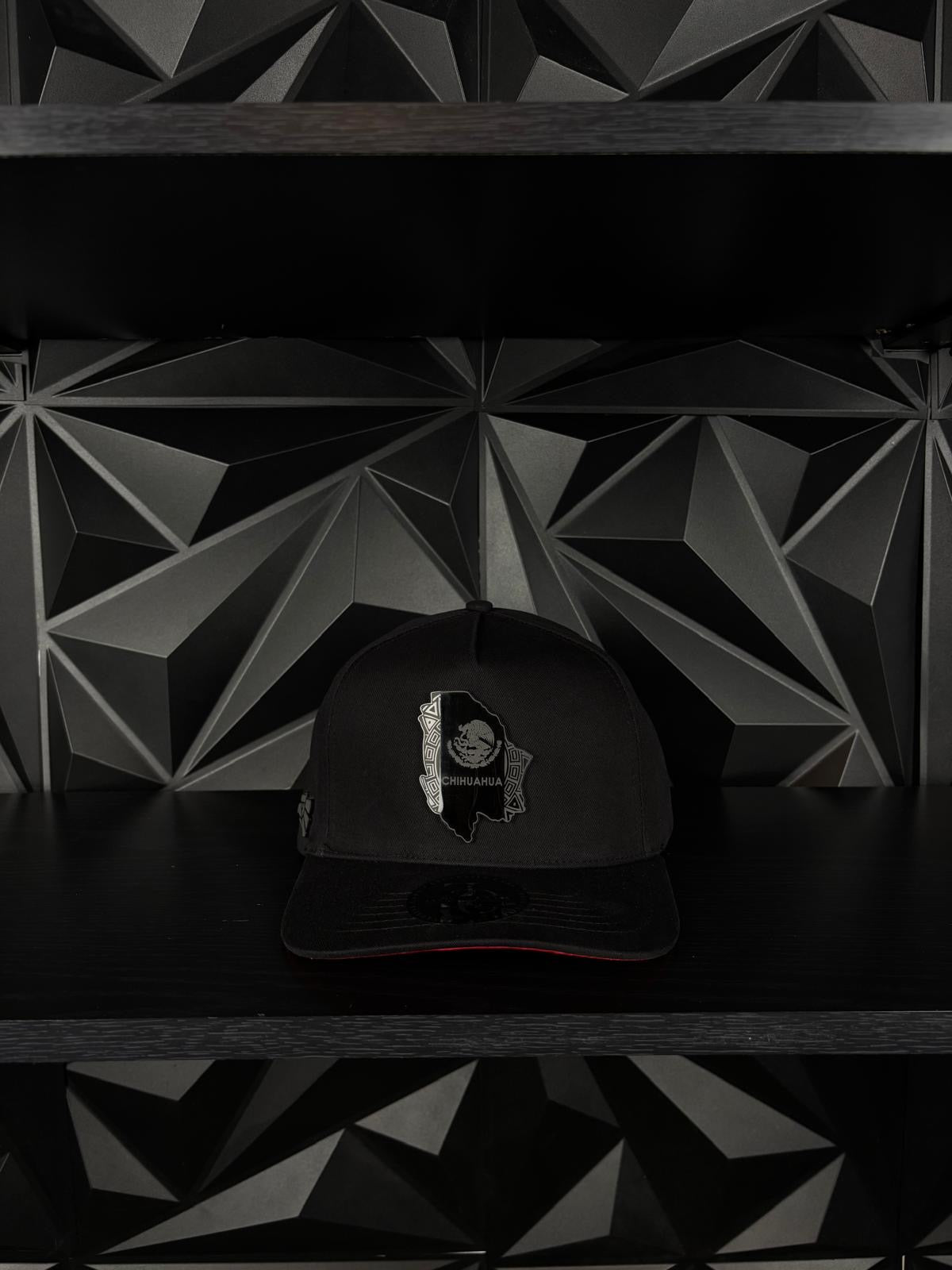 Chihuahua México estado SnapBack Hat-Black/Red Visor Cotton Cap