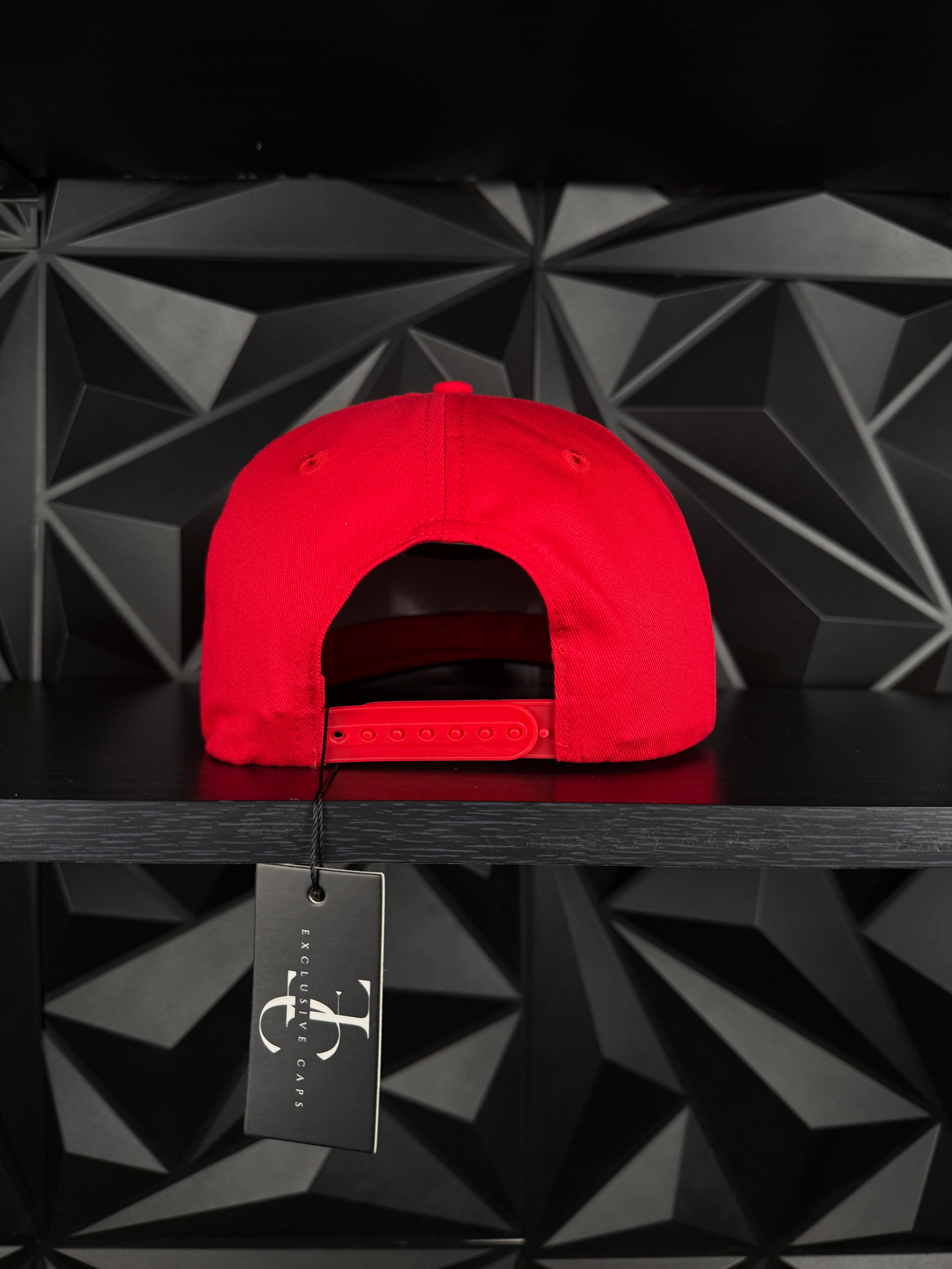 Exclusive caps escudo de Sinaloa SnapBack hat-Red/Black leather brim
