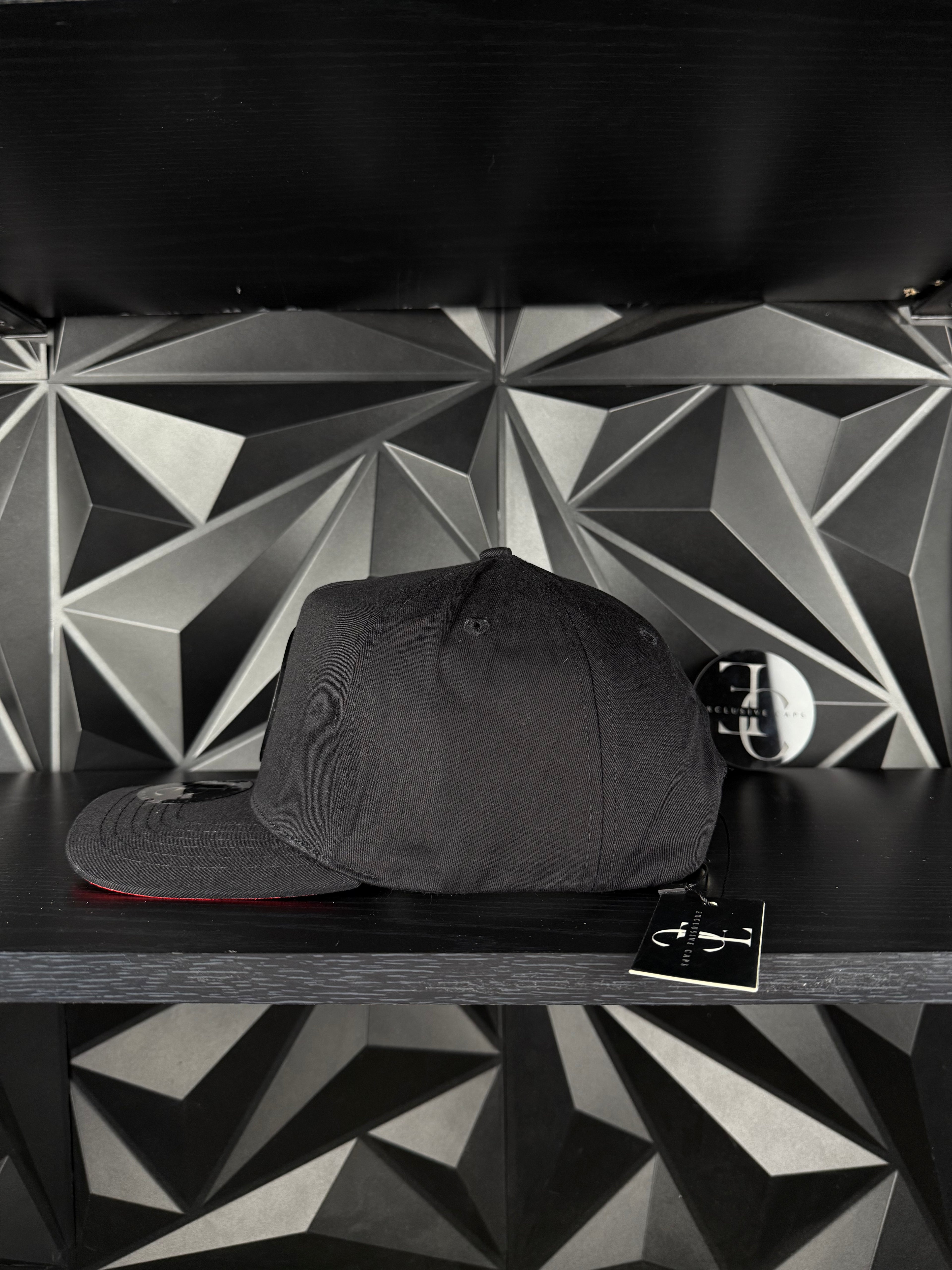 Exclusive caps compass jet SnapBack hat-black/red