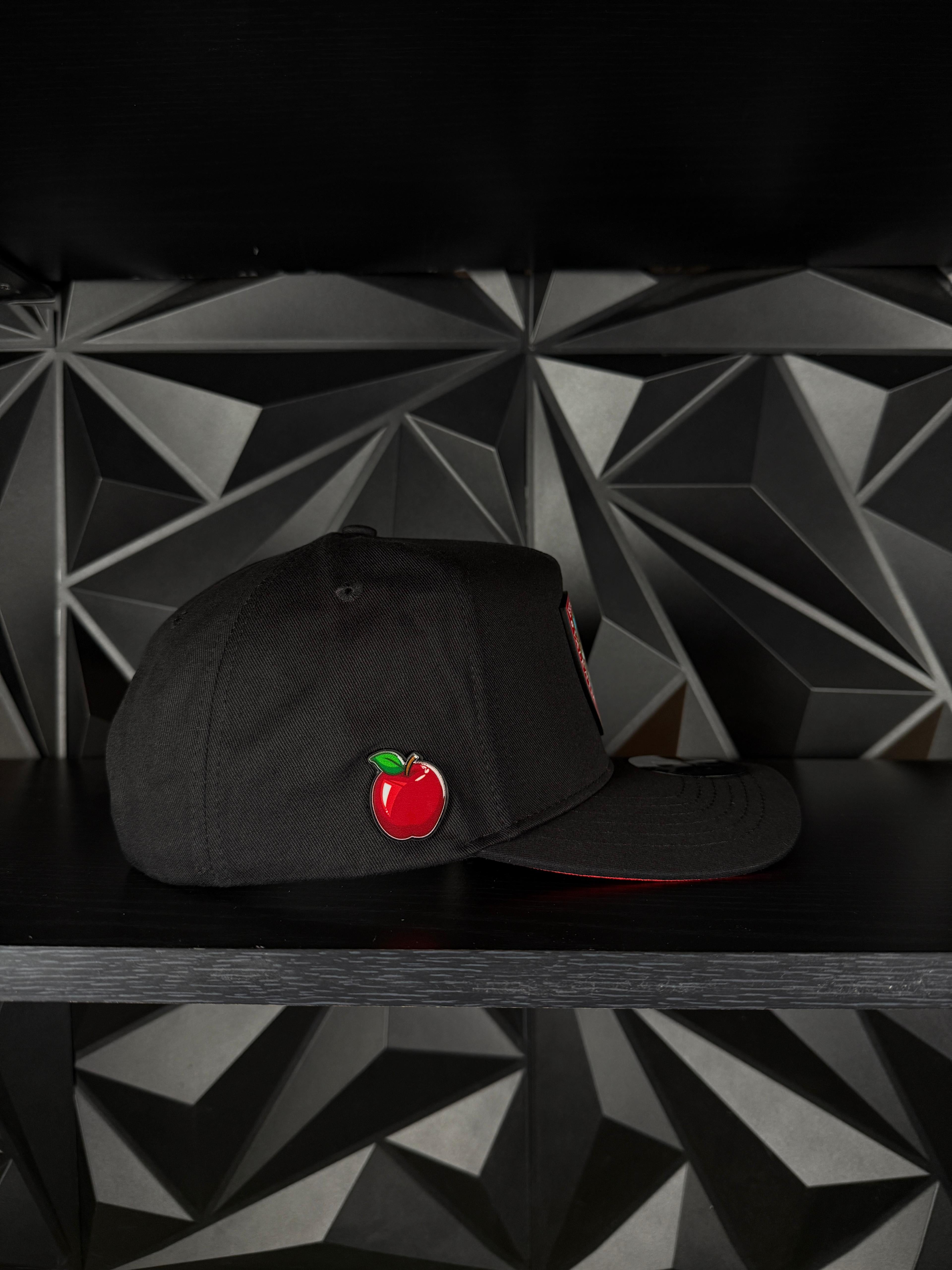 Exclusive caps Escudo de chihuahua SnapBack hat-Black/Red Cotton