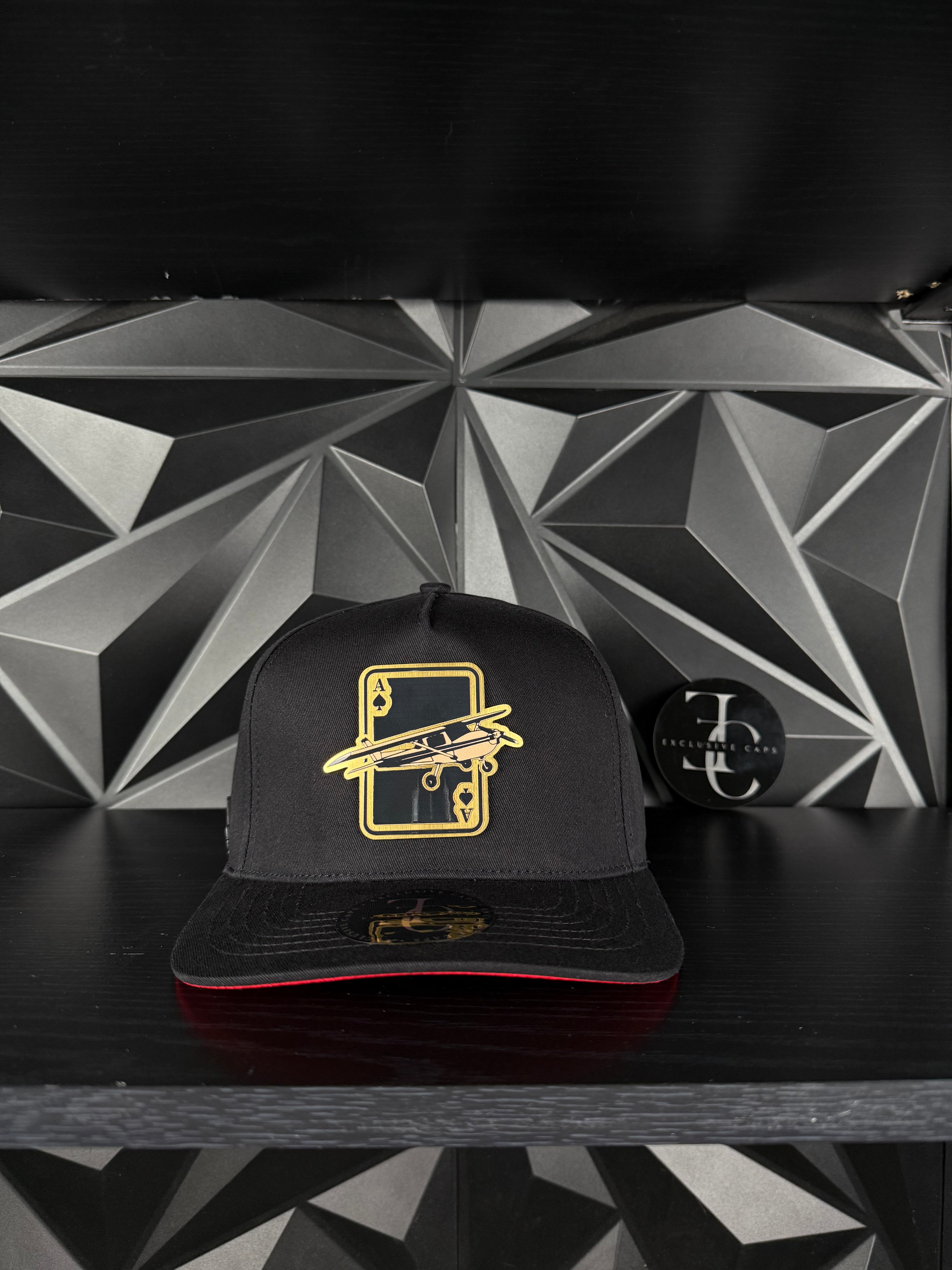 Exclusive caps ace pilot SnapBack hat-black/red