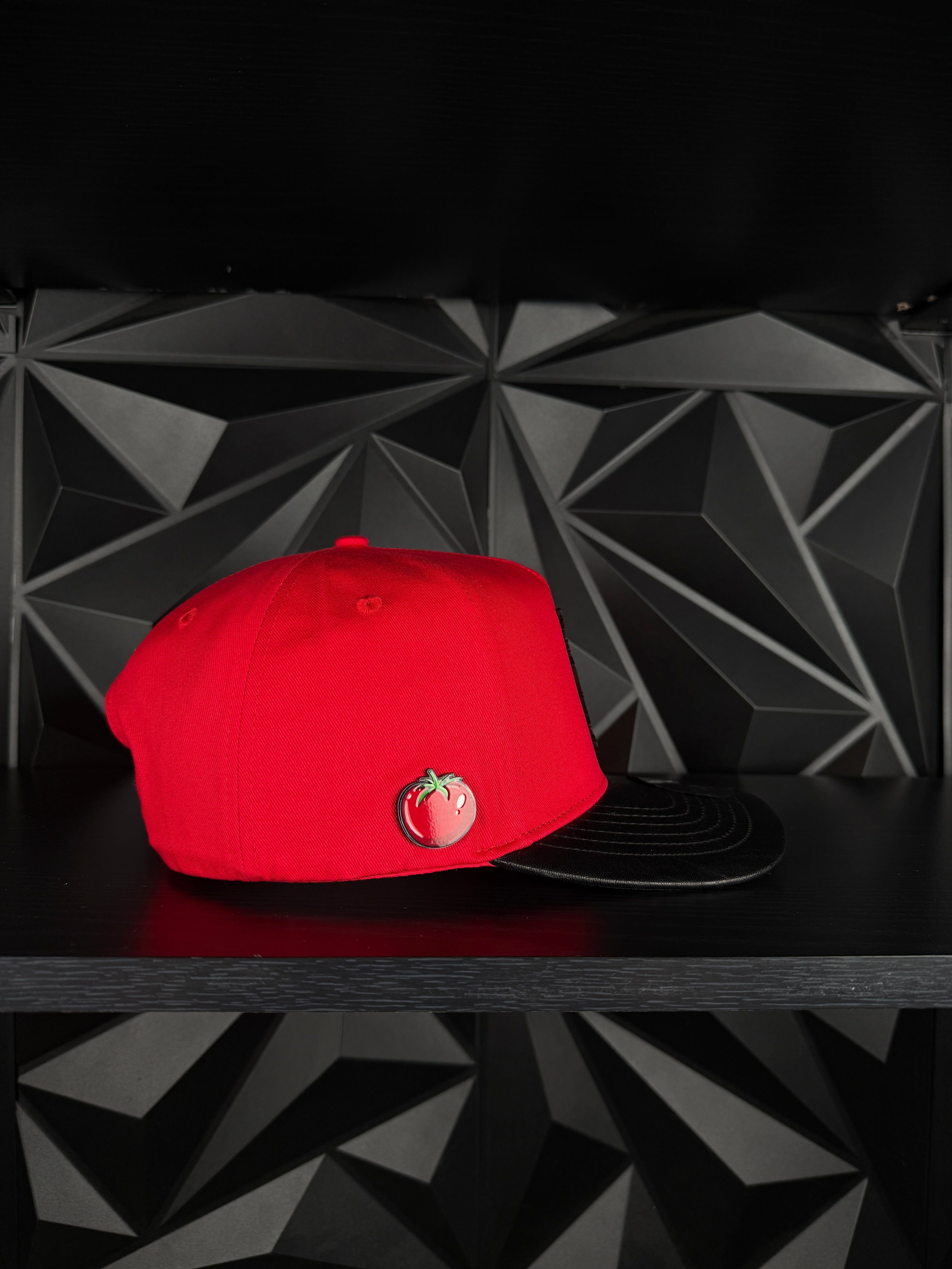 Exclusive caps escudo de Sinaloa SnapBack hat-Red/Black leather brim