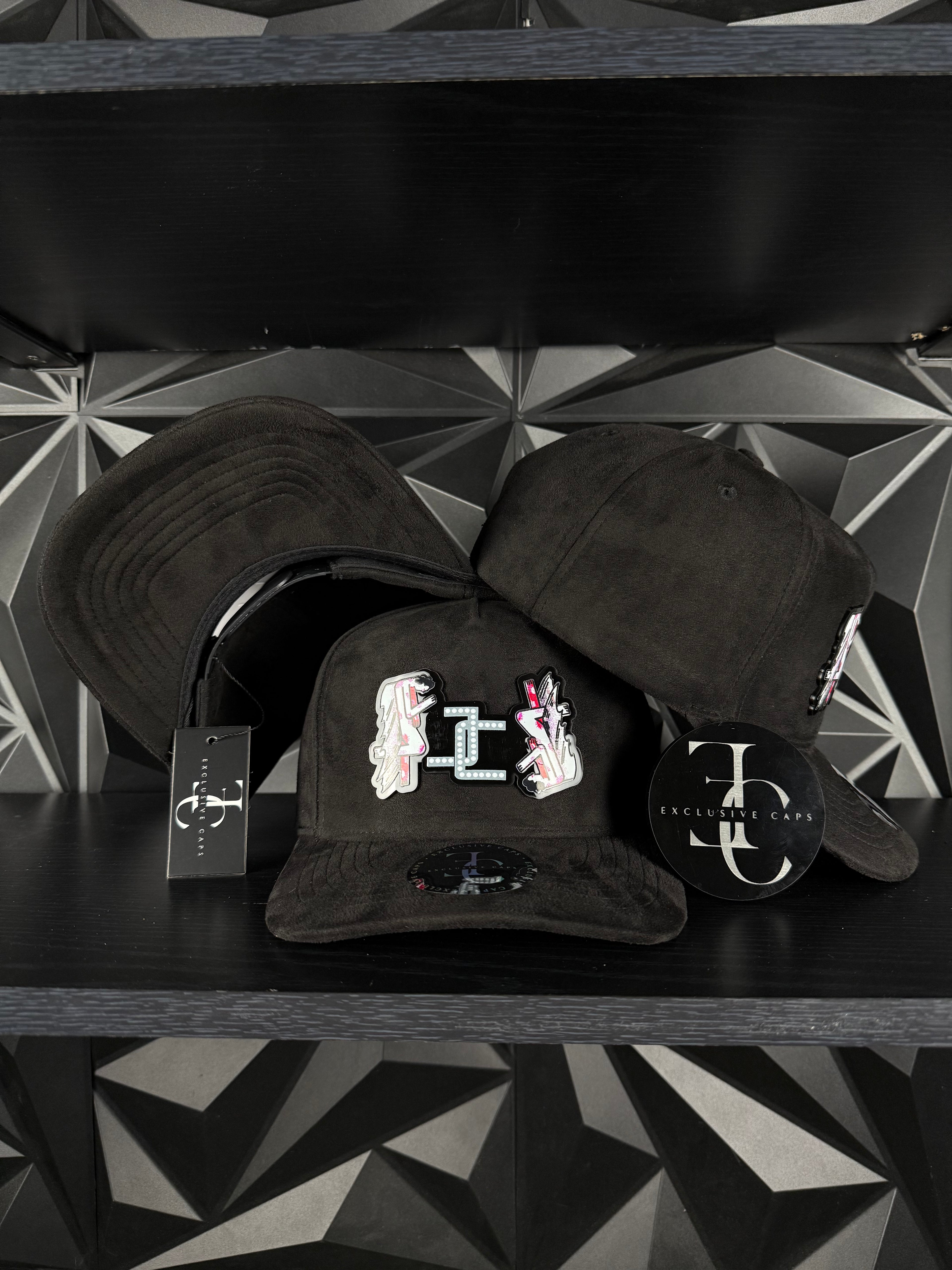 Exclusive caps duality SnapBack hat-black suede
