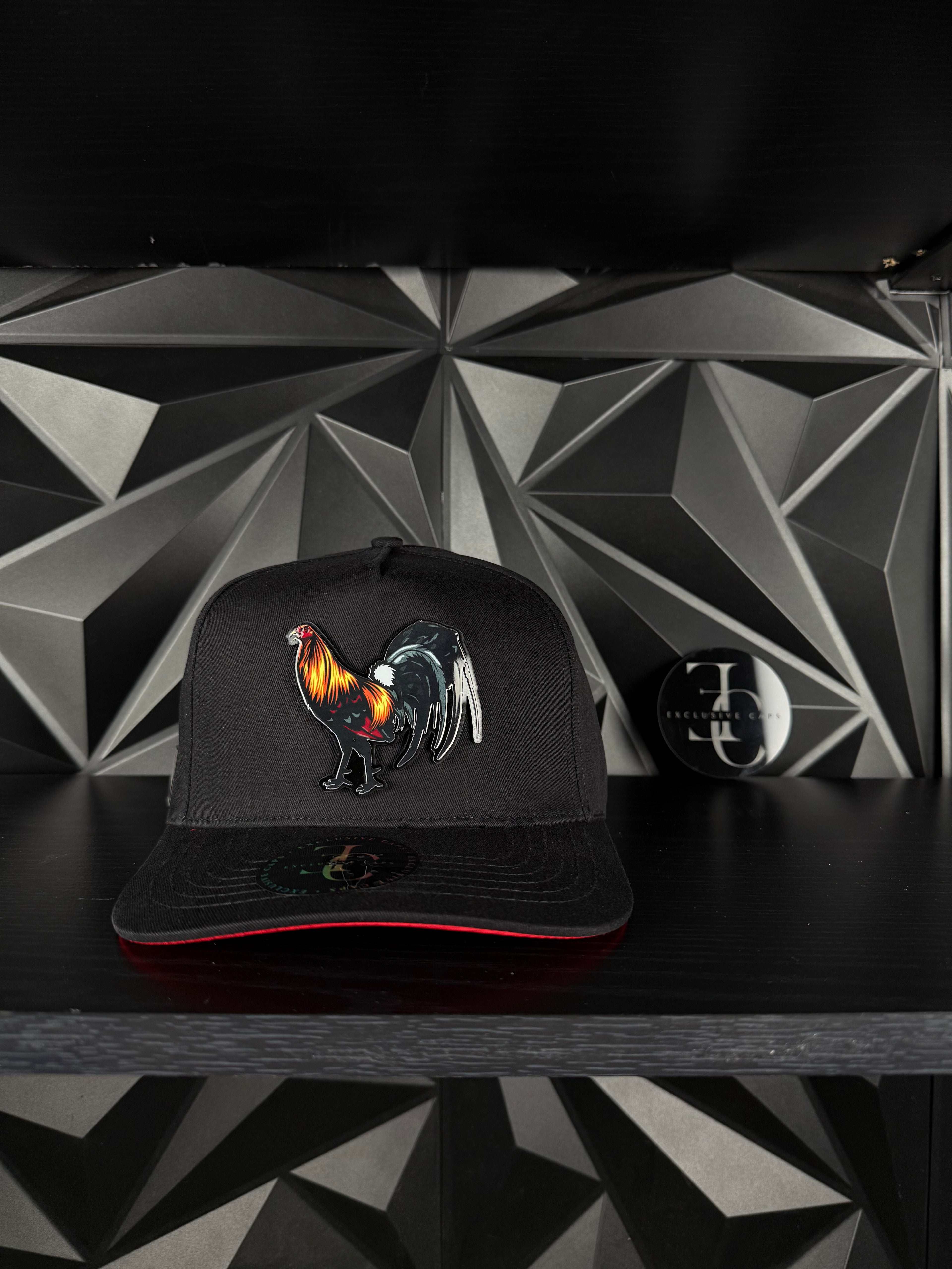 Exclusive Caps gallo Colorado SnapBack hat-black/red