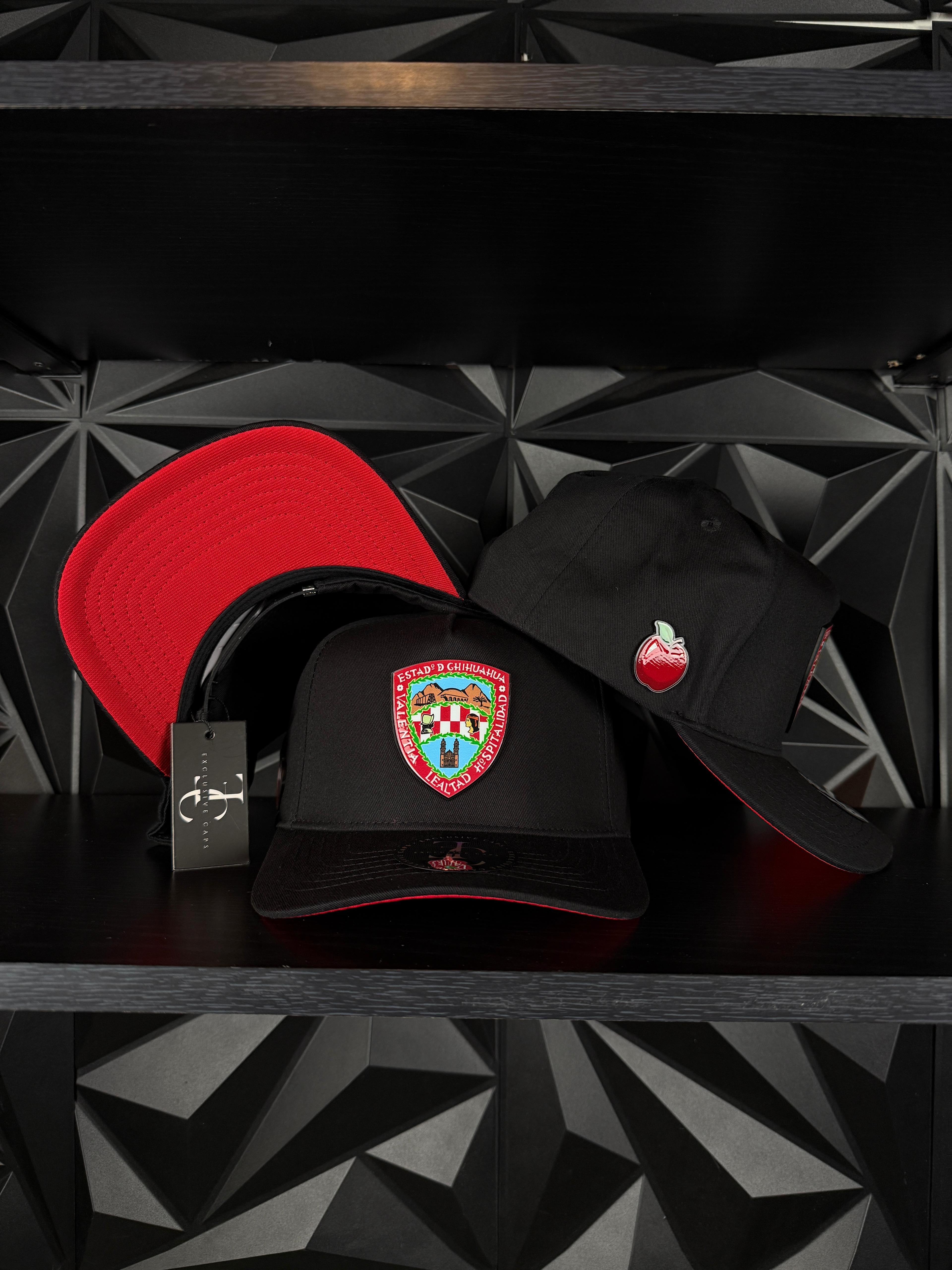 Exclusive caps Escudo de chihuahua SnapBack hat-Black/Red Cotton
