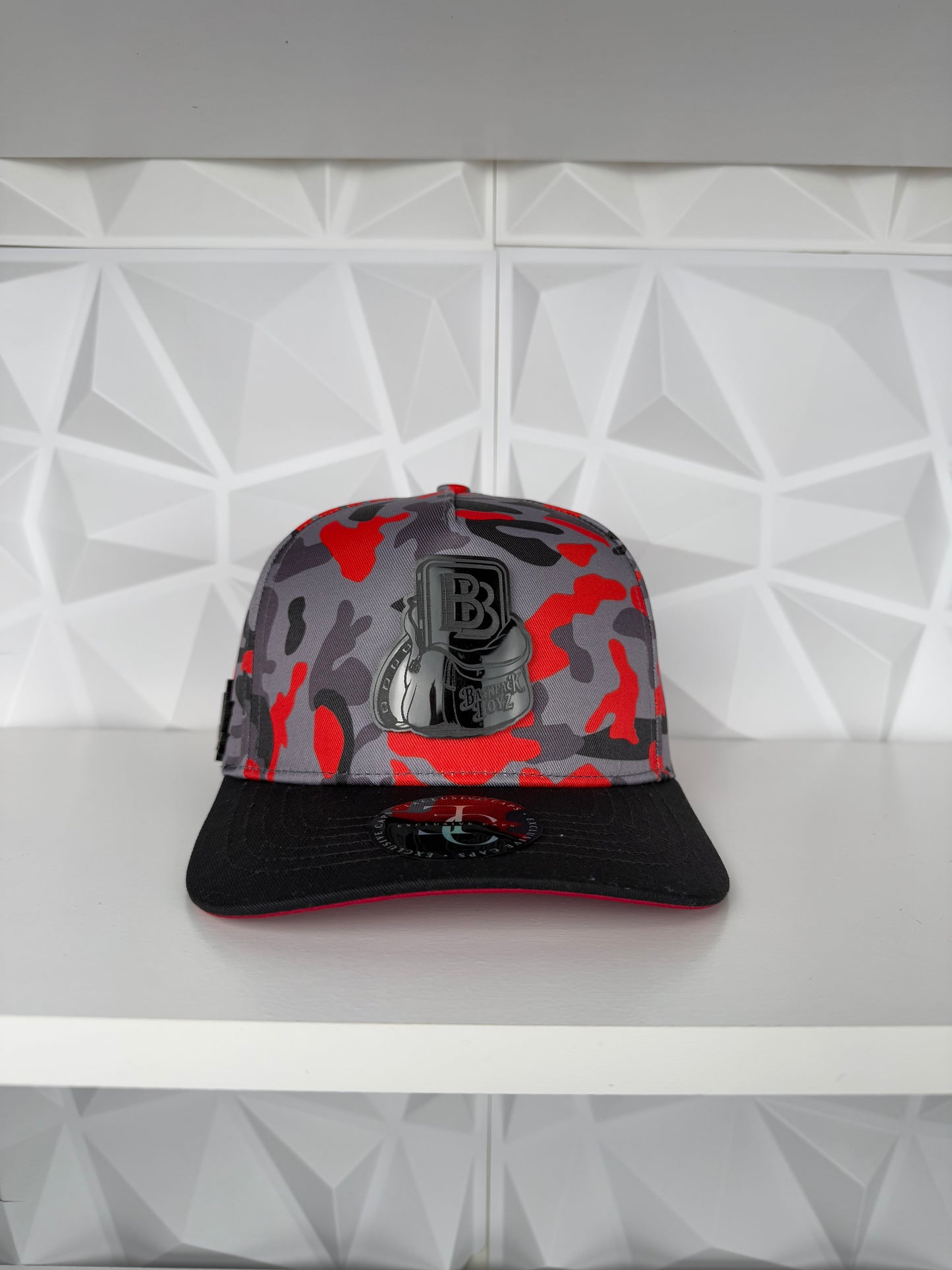 Backpack boyz SnapBack hat-burgundy camo