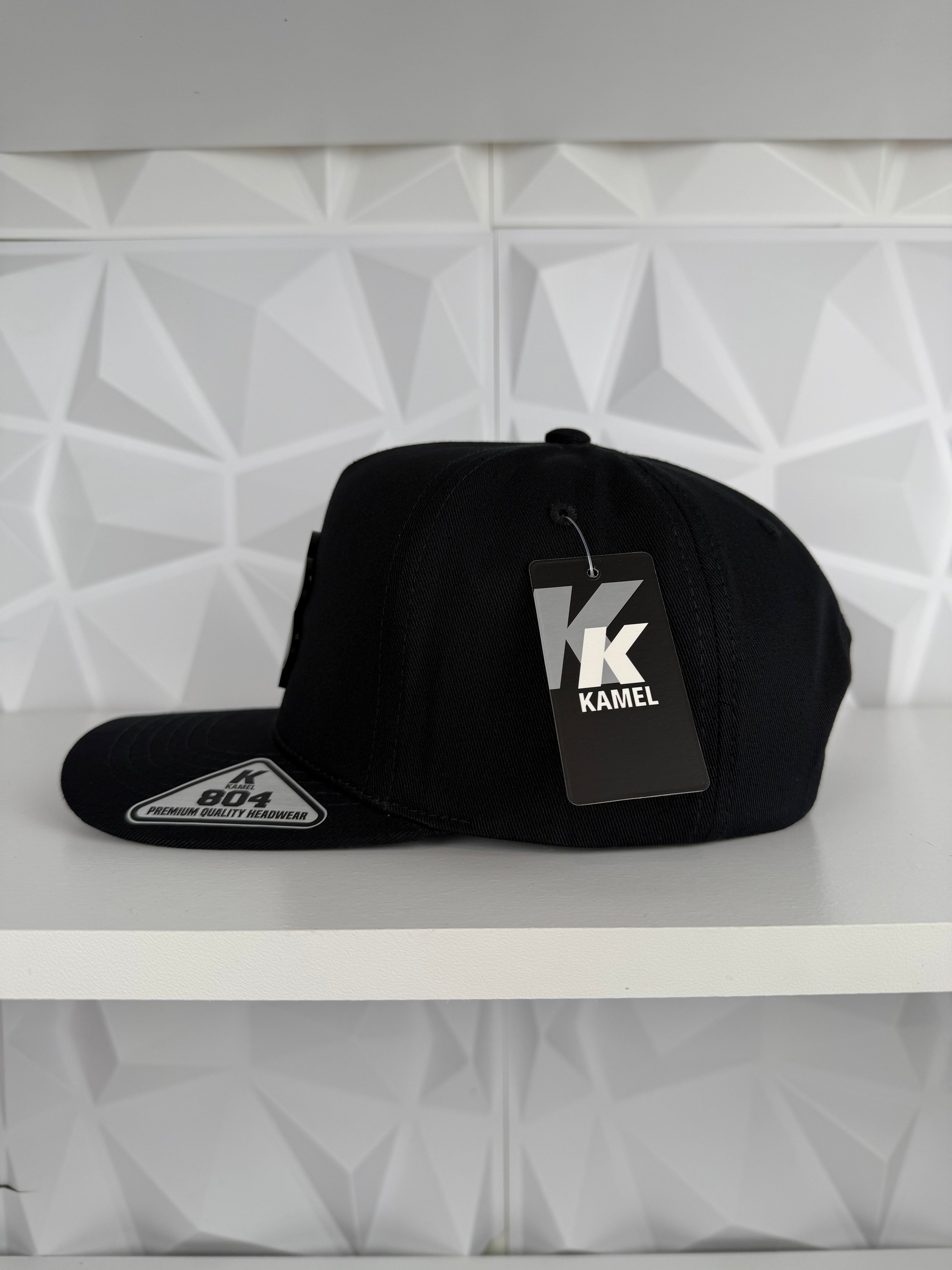 Trébol Placa SnapBack Gorra- Negra