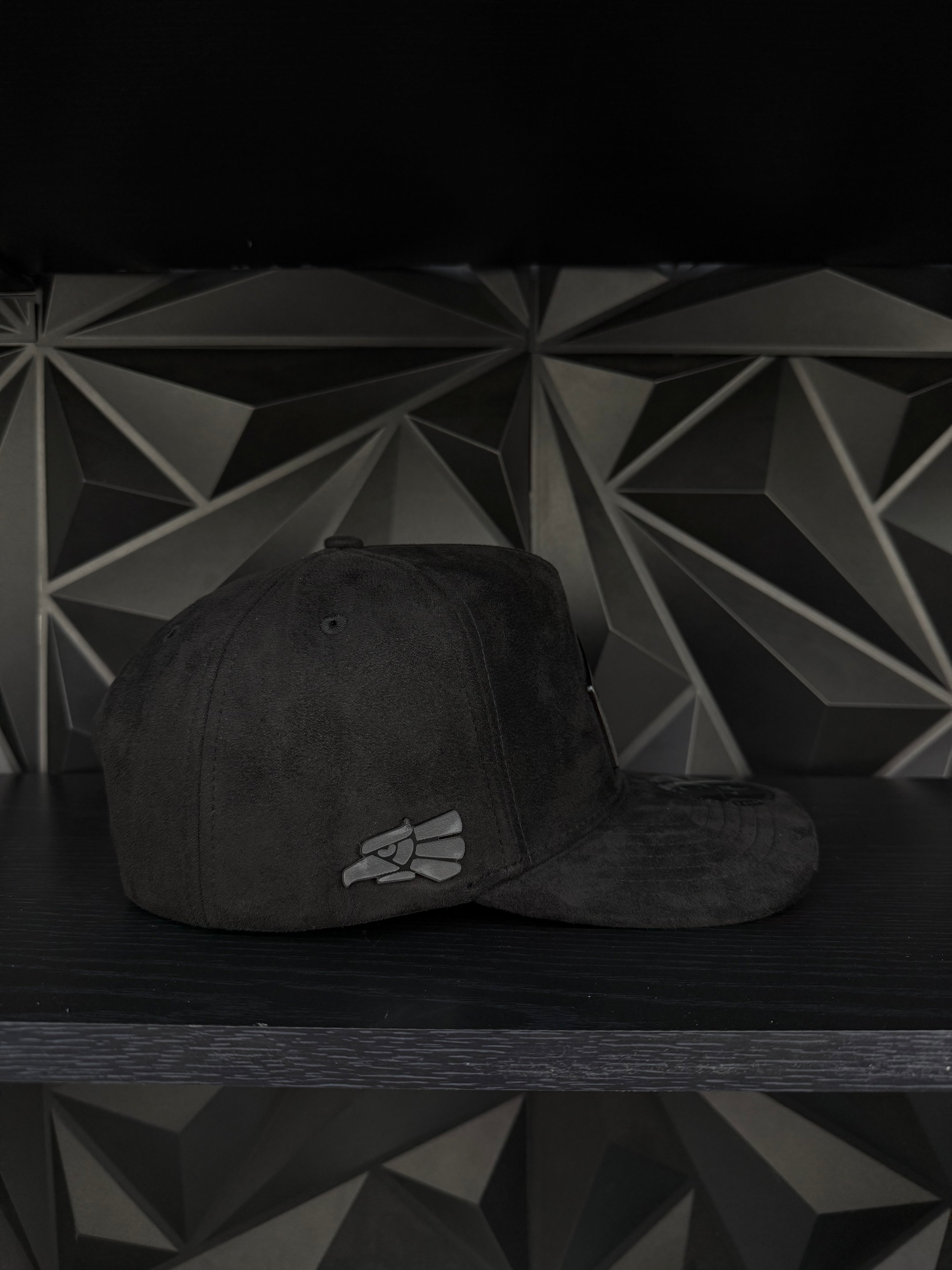 Quintana Roo México SnapBack hat-black/red suede