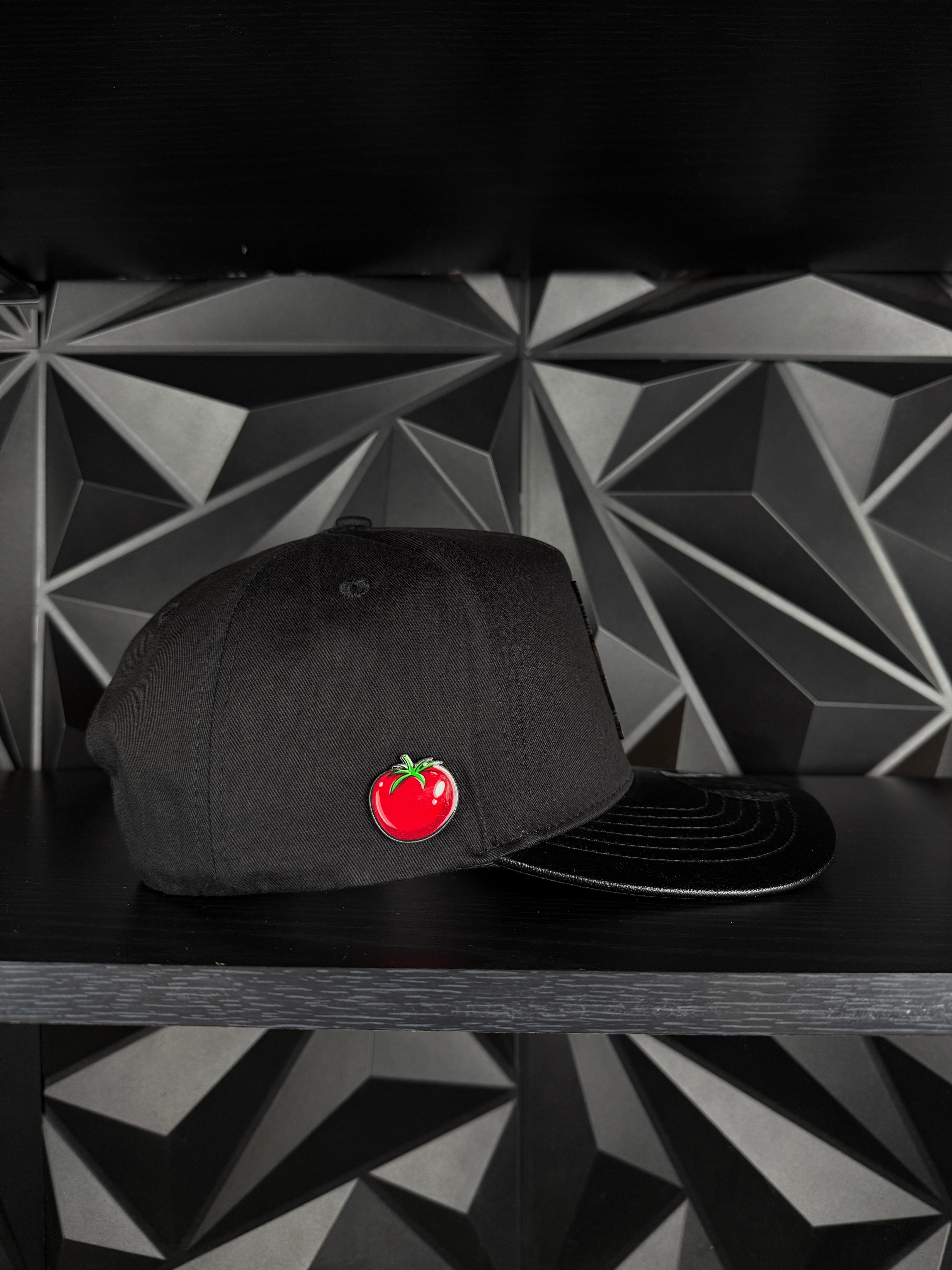 Exclusive caps escudo de Sinaloa SnapBack hat-Black/Black leather brim