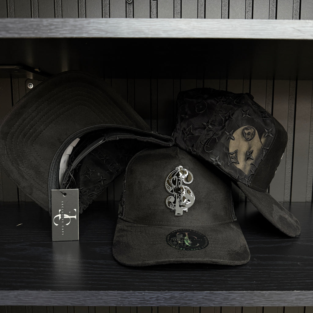Money Sign SnapBack Gorra- Gamuza Negra
