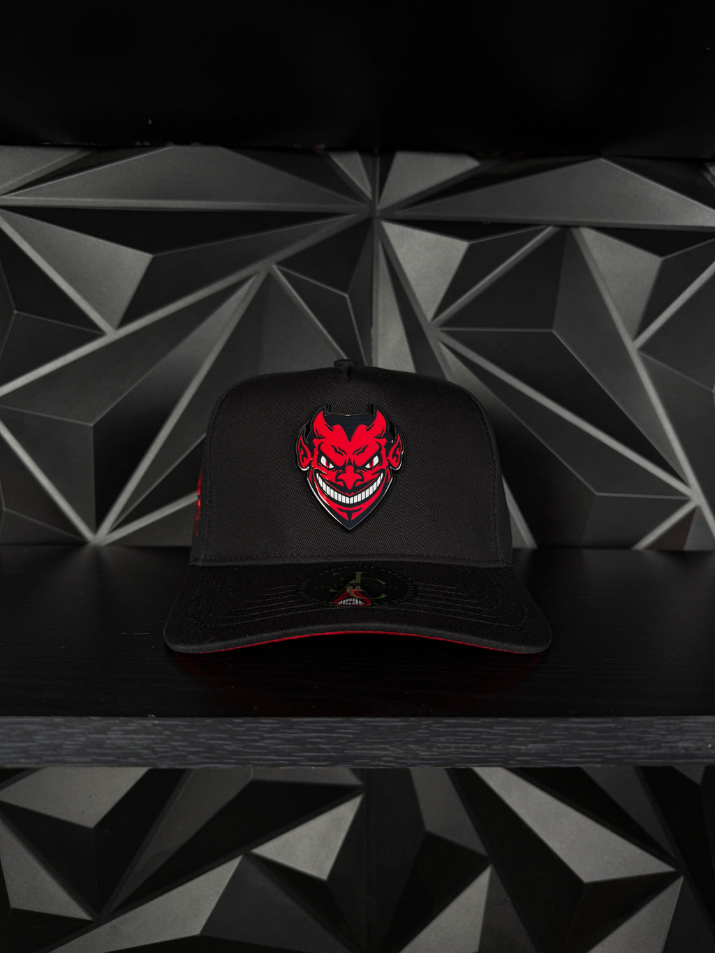 Diablo Rojo Exlusive SnapBack Hat-Black/Red Cotton Cap