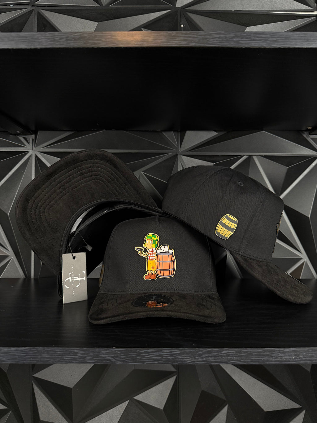 Chavo SnapBack hat-black suede visor