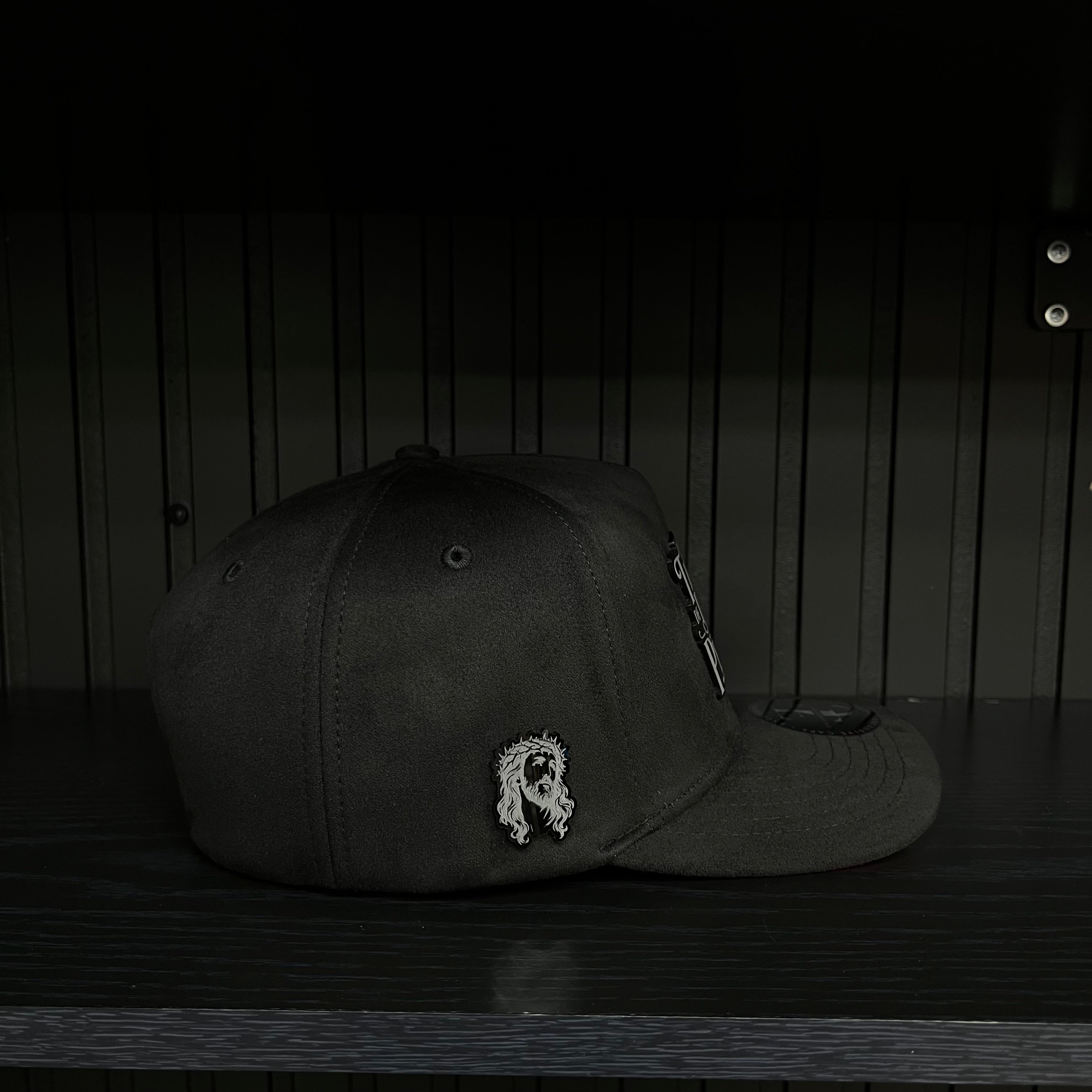 Los tiempos de Dios son Perfectos SnapBack hat-