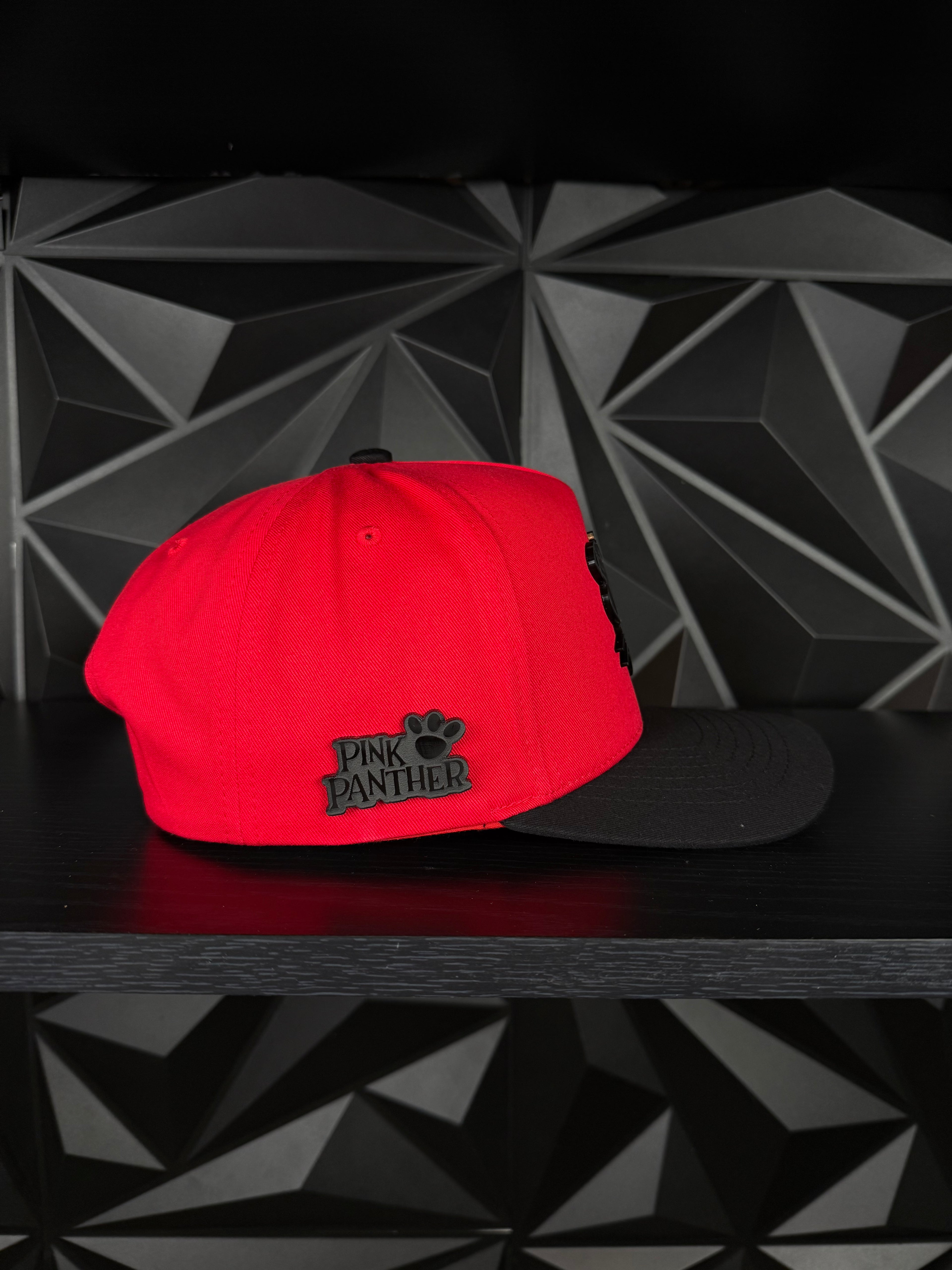 Black panther plate SnapBack hat-red/blackk