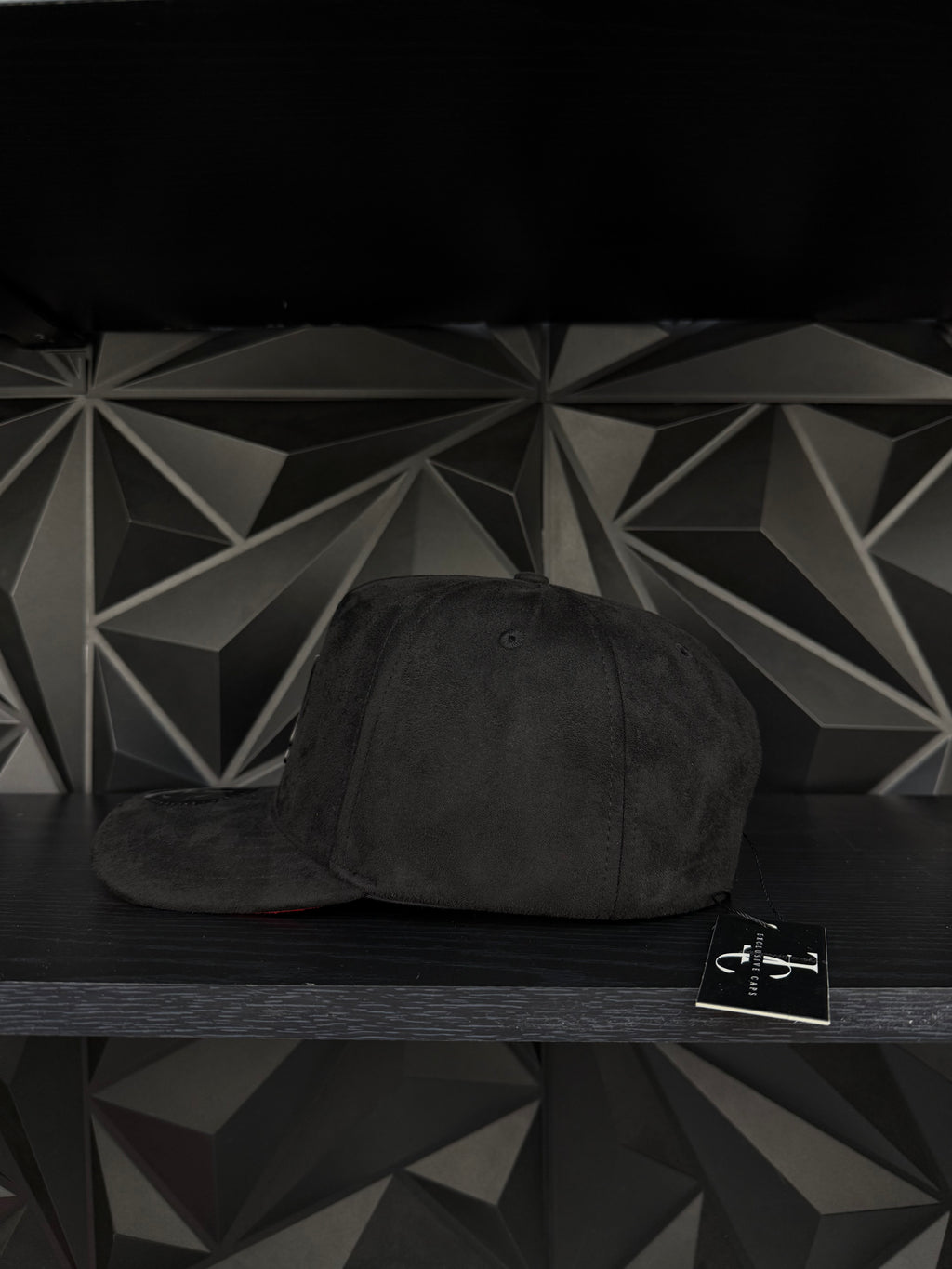 Tamaulipas México SnapBack hat-black/red suede