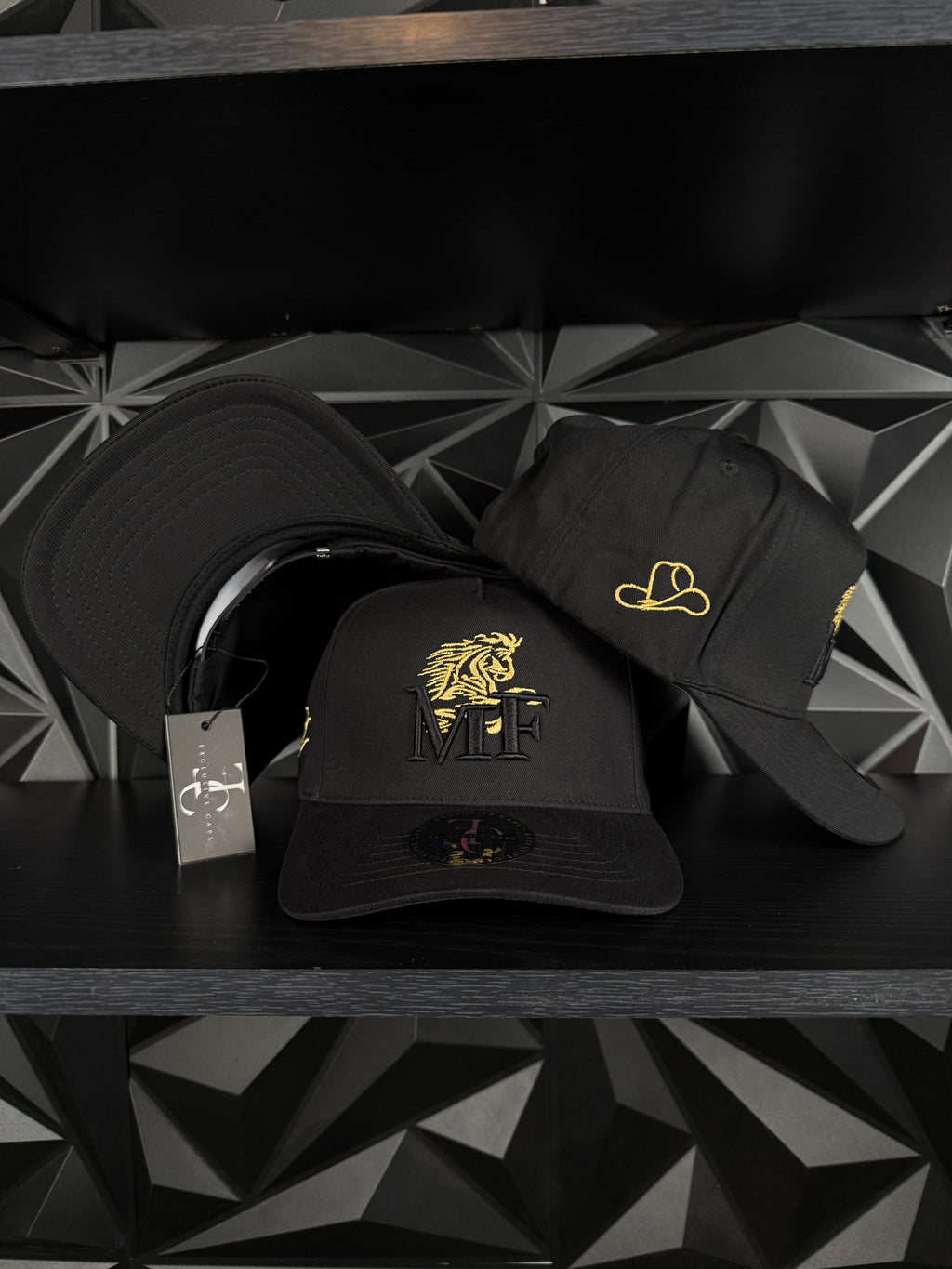 Exclusive caps MF snapback hat-black