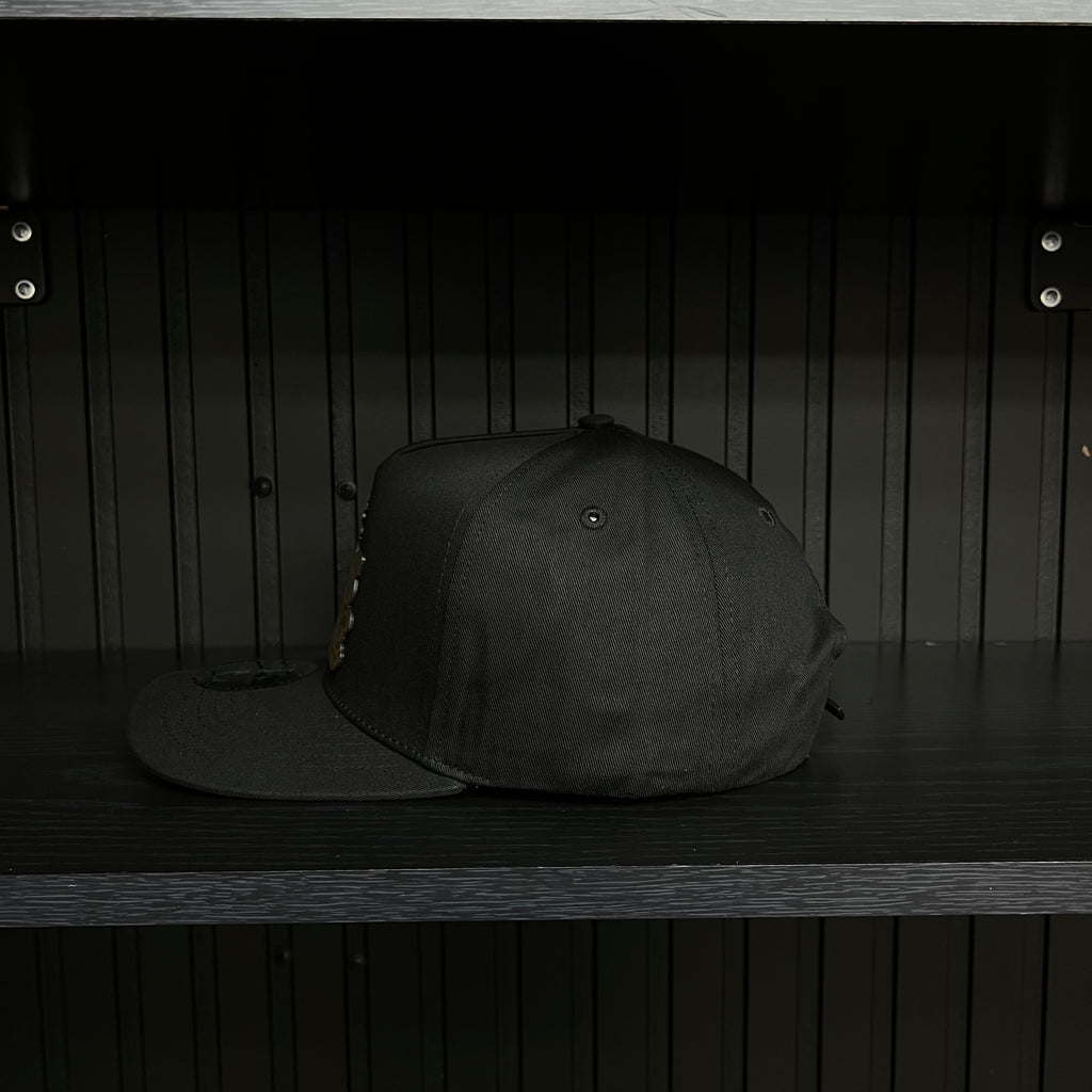 Dios por delante Gold Plate SnapBack Hat