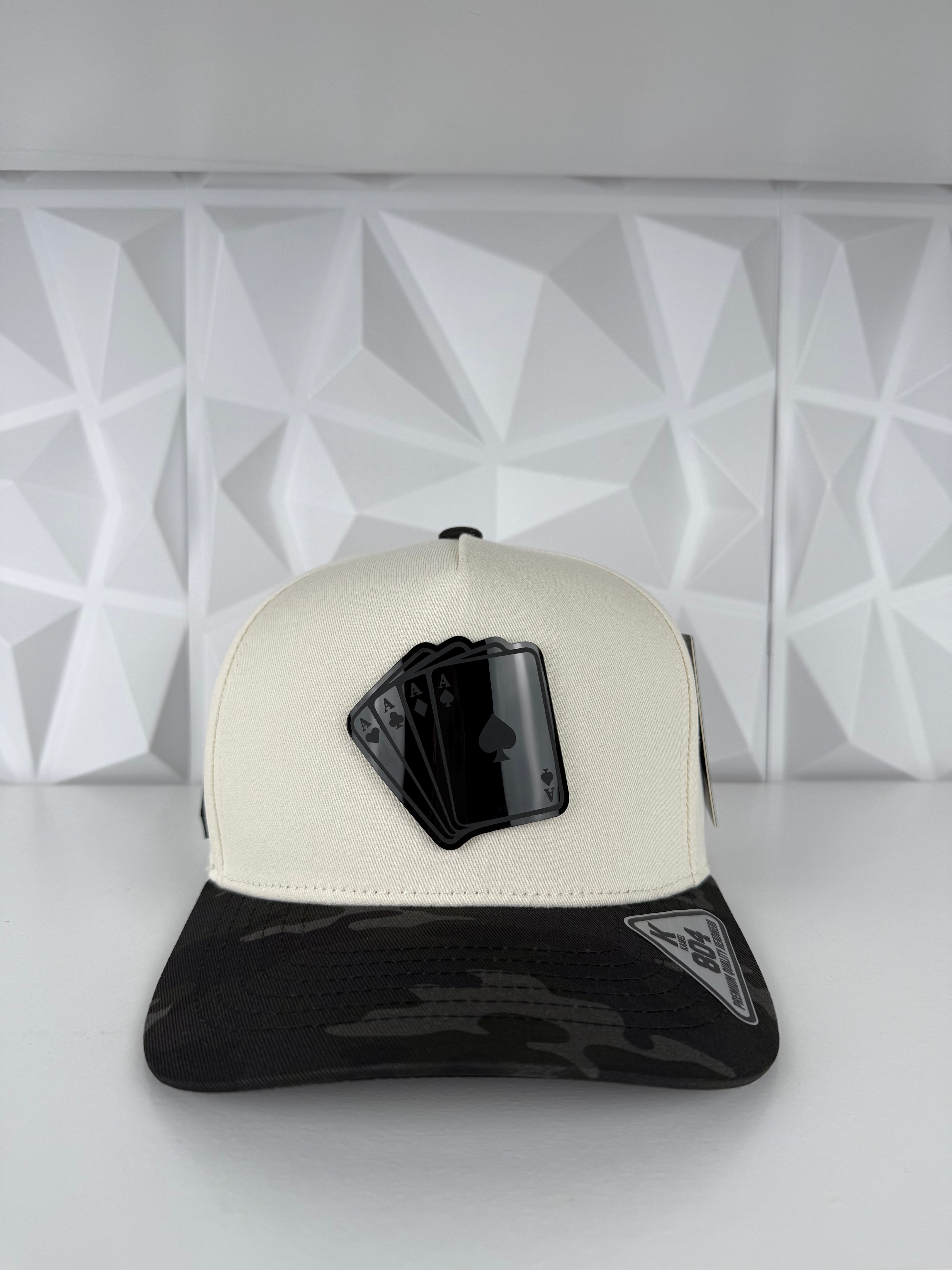 Poker placa SnapBack gorra-natural/camuflaje