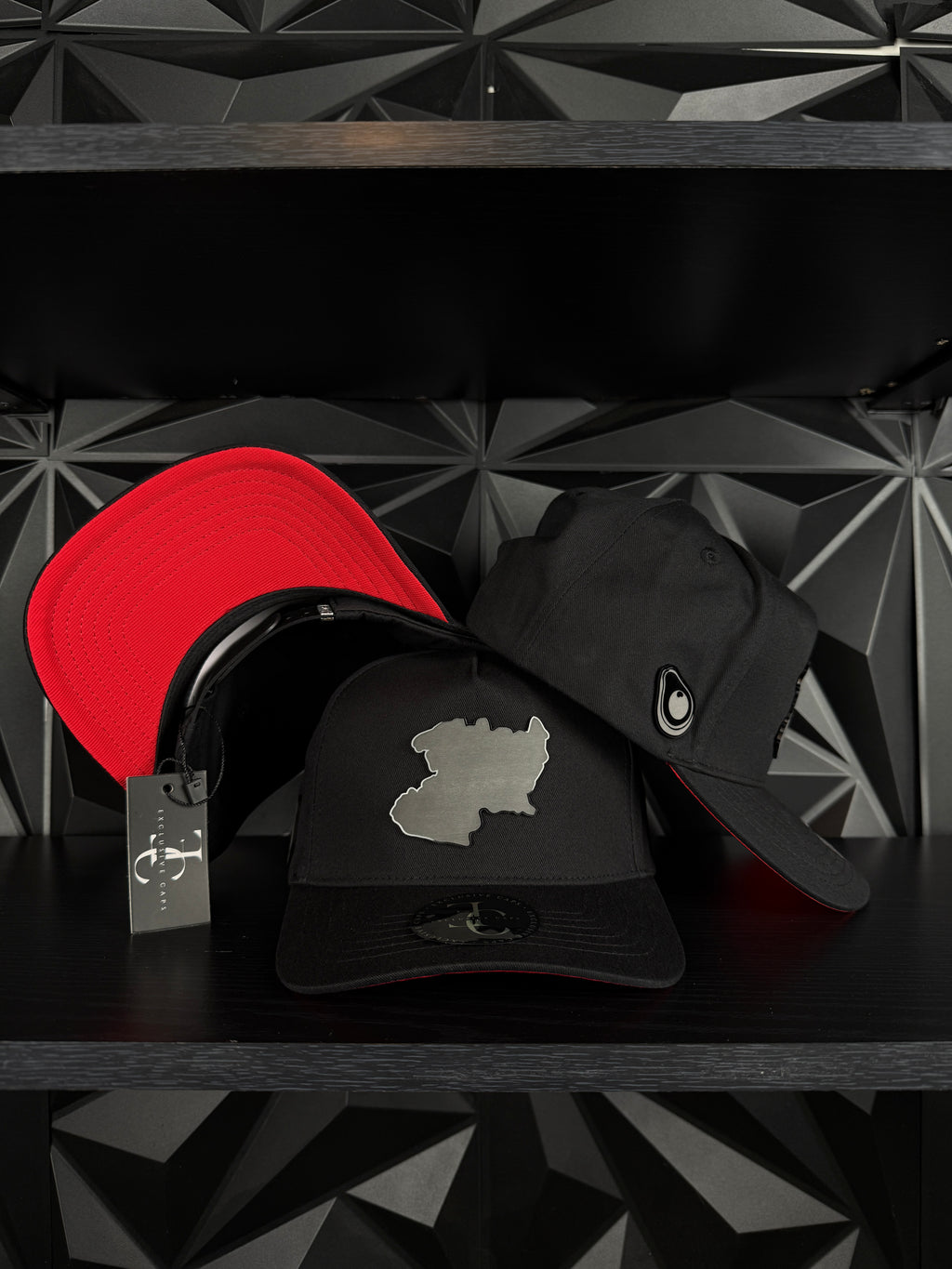 Exclusive Caps Estado de Michoacán SnapBack hat-black/red