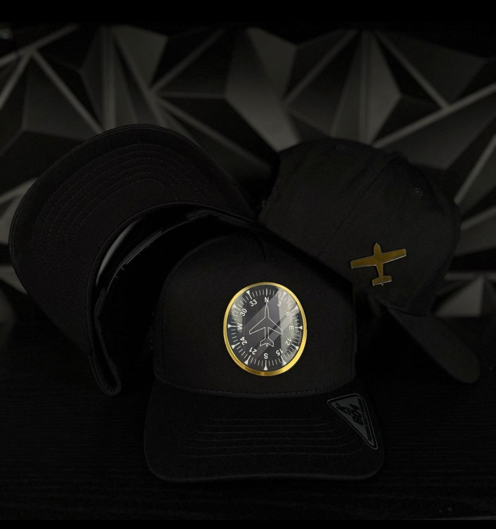 True North pilot SnapBack hat- black