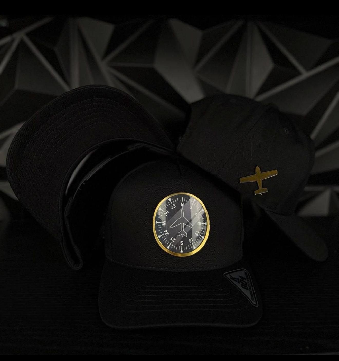 True North pilot SnapBack hat- black