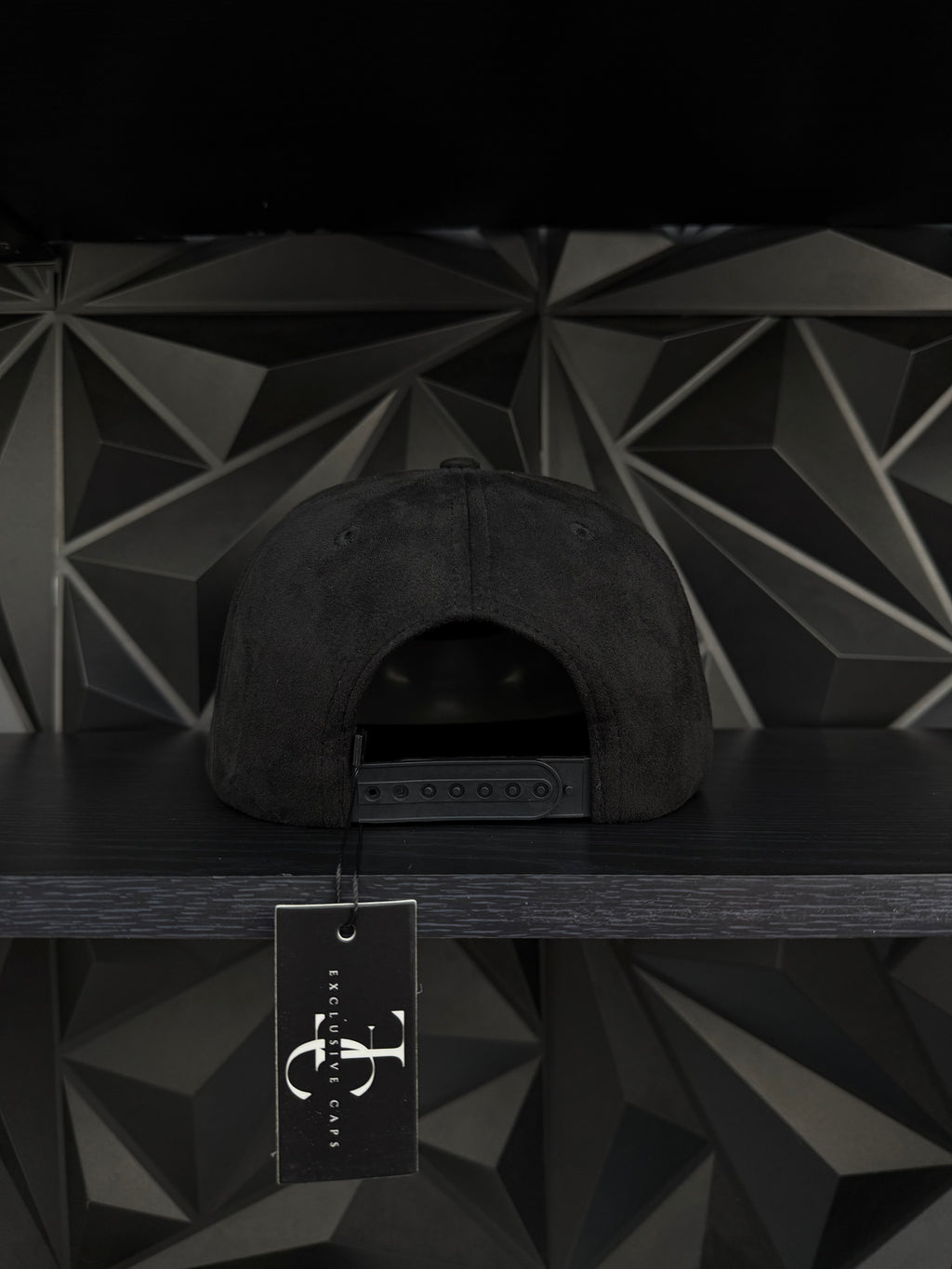 Tlaxcala México SnapBack hat-black/red suede