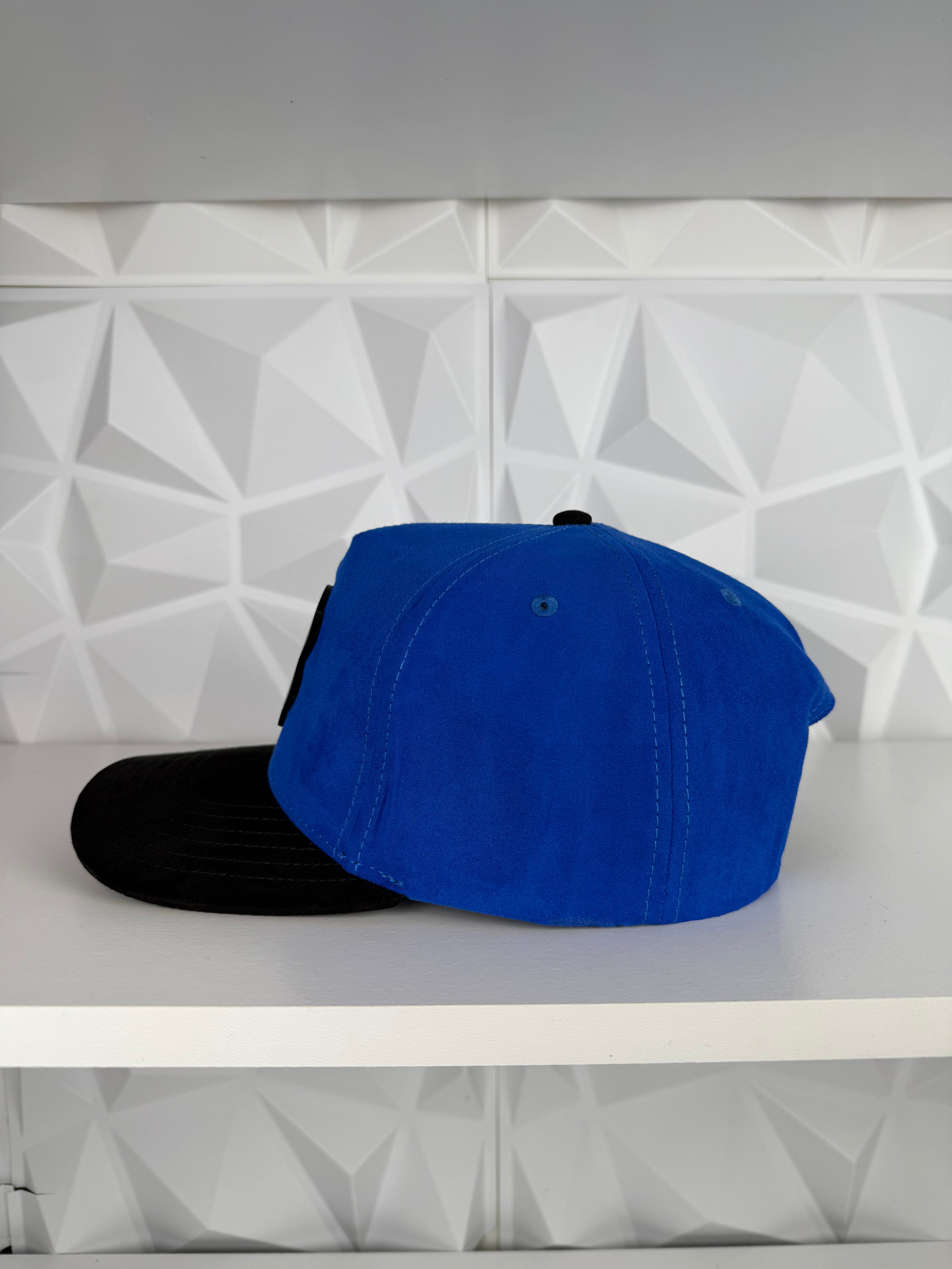 Trébol Placa SnapBack Gorra- Azul Gamuza