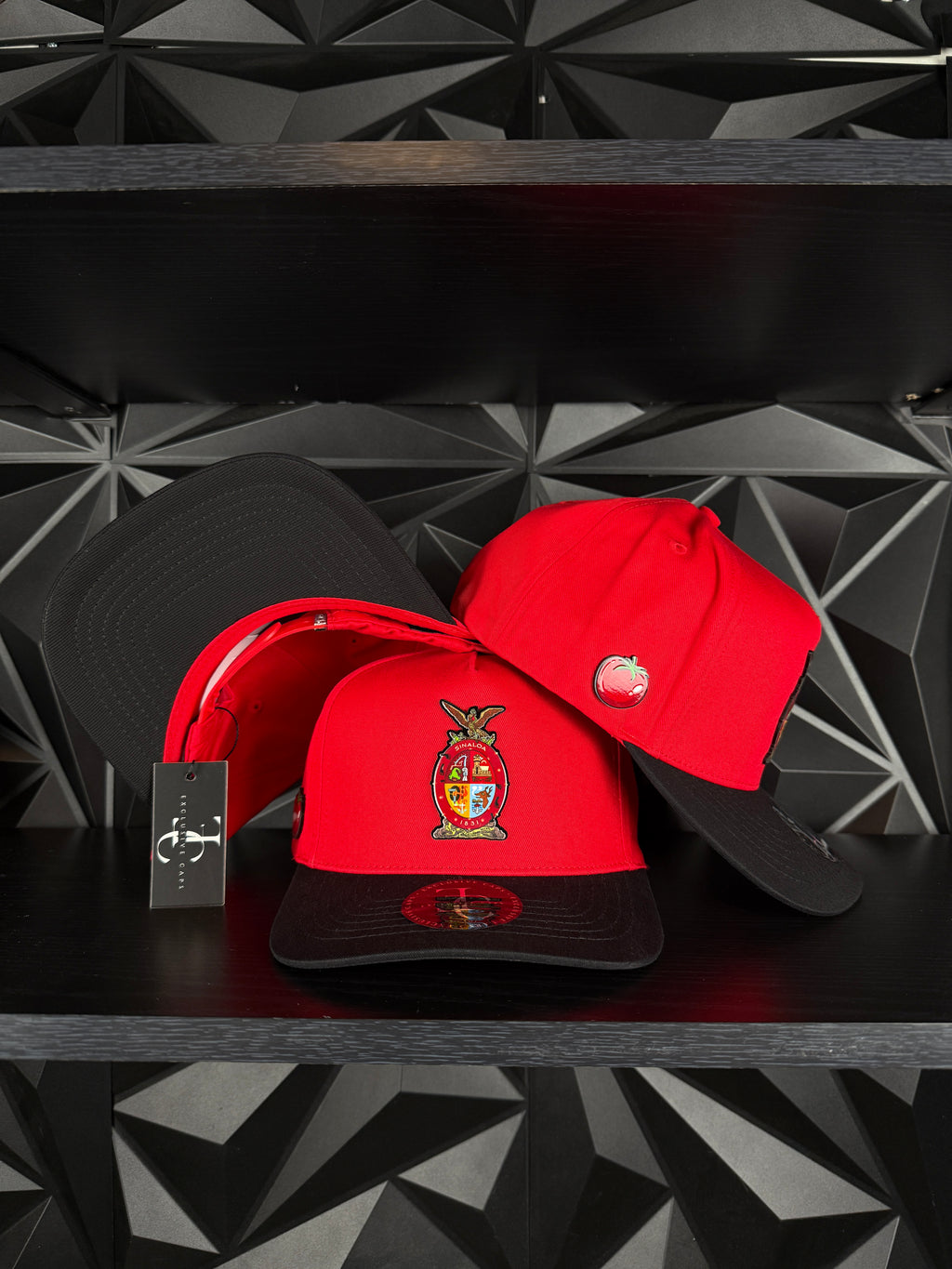 Exclusive caps escudo de Sinaloa SnapBack hat-Black/Red Cotton