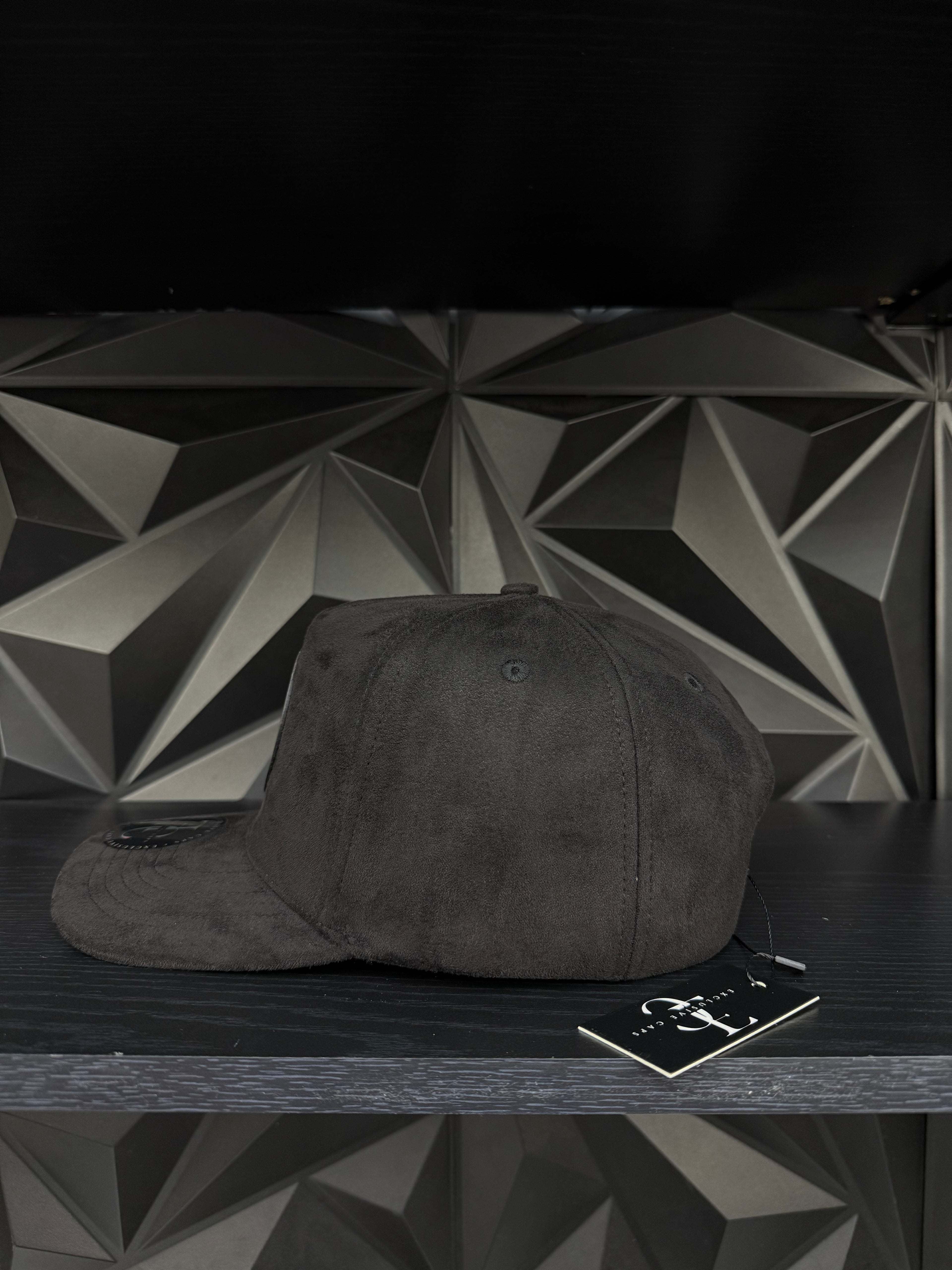 América SnapBack hat-black Suede Gold Plate