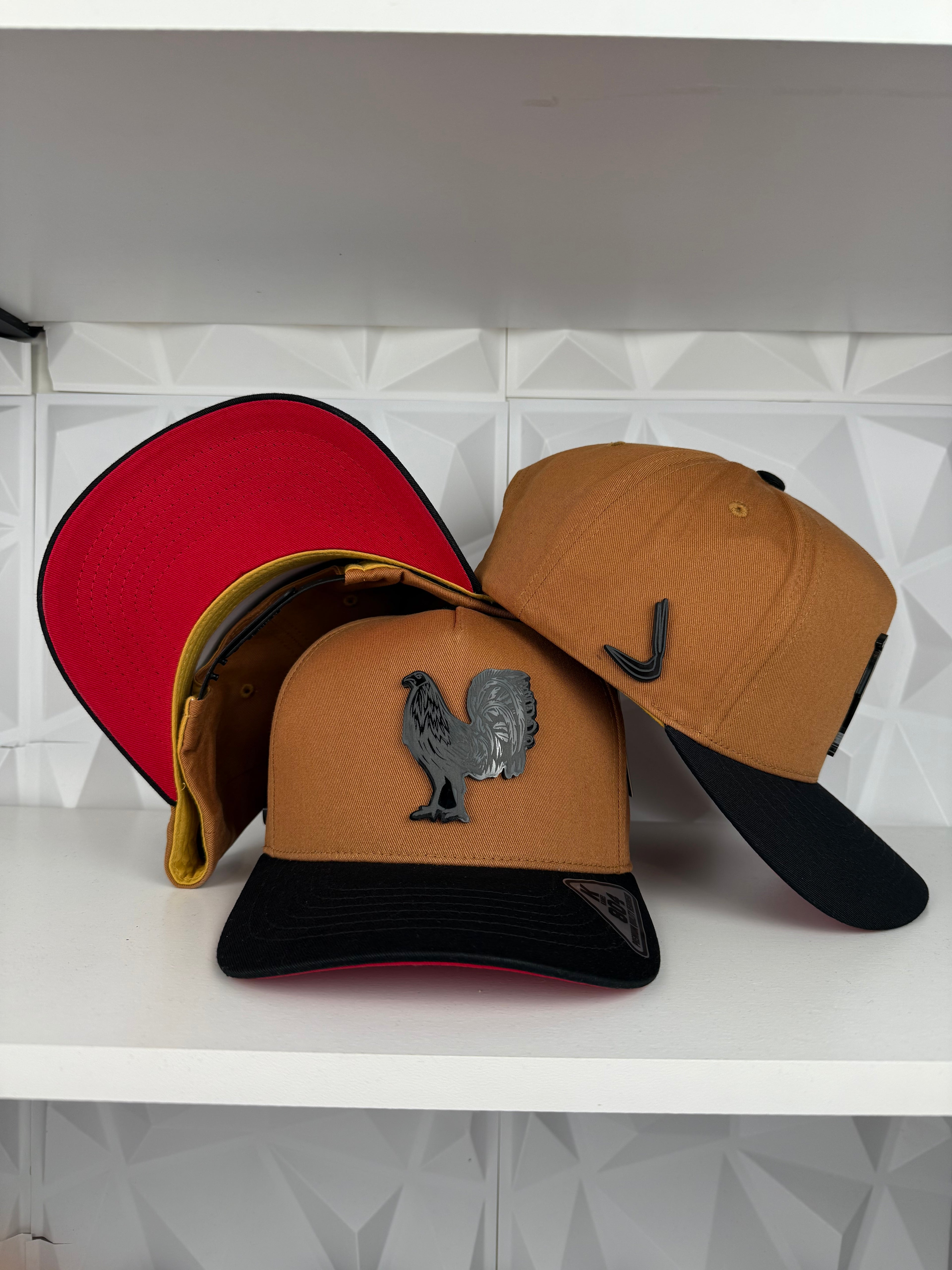 Gallo black plate SnapBack hat-Brown/black