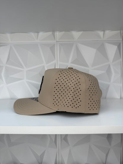 Trébol Placa SnapBack Hat-Kakhi Hydro
