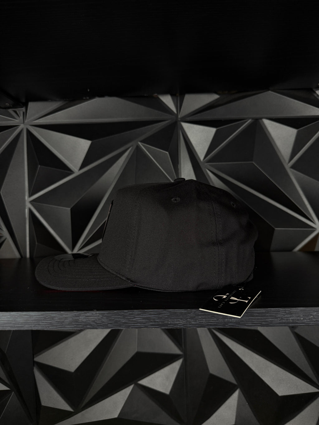 Exclusive caps Escudo de chihuahua SnapBack hat-Black/Red Cotton