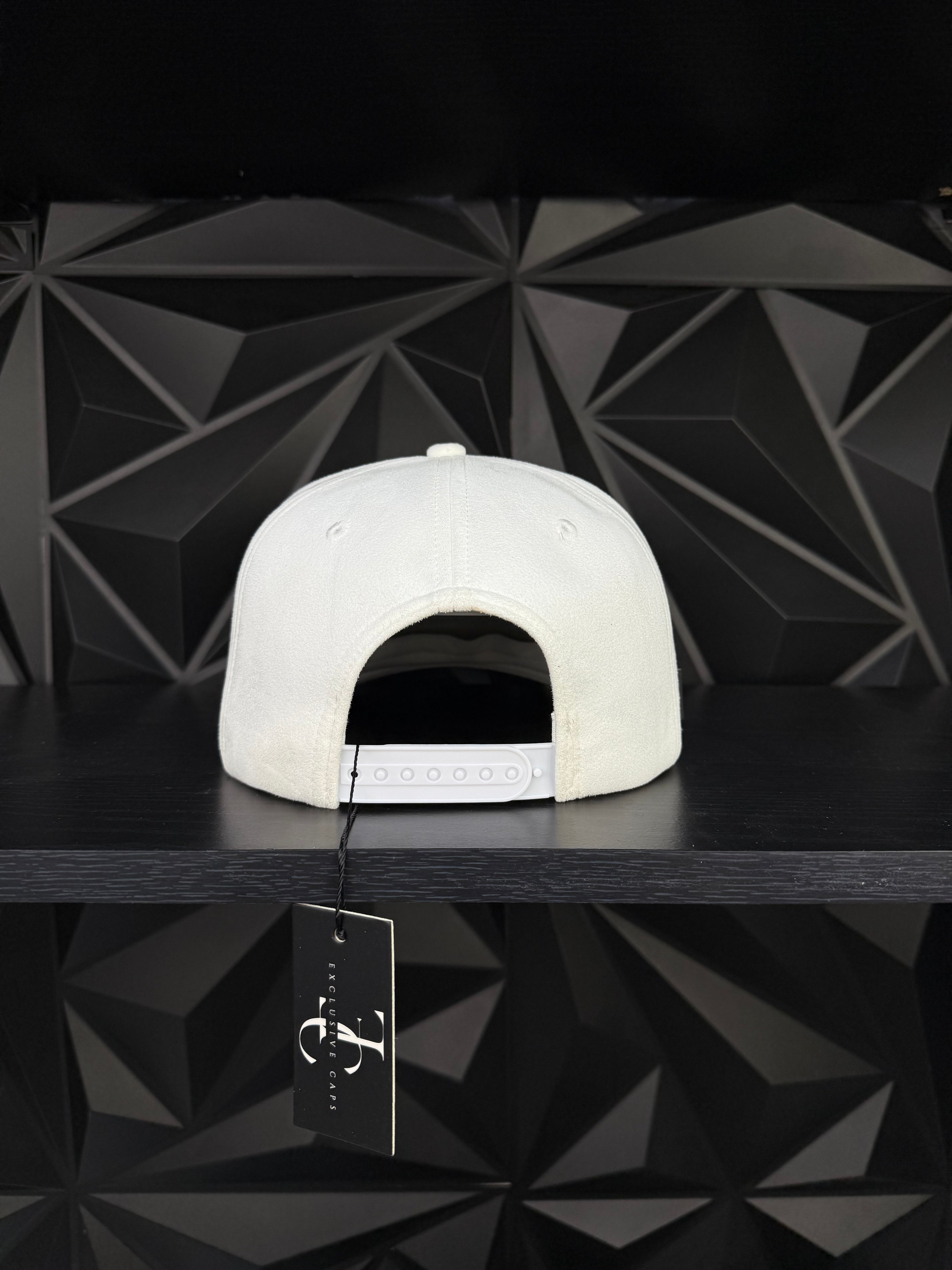 América SnapBack hat-White/black