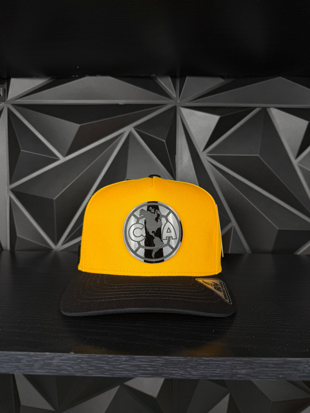 America SnapBack Gorra- Amarilla/negra