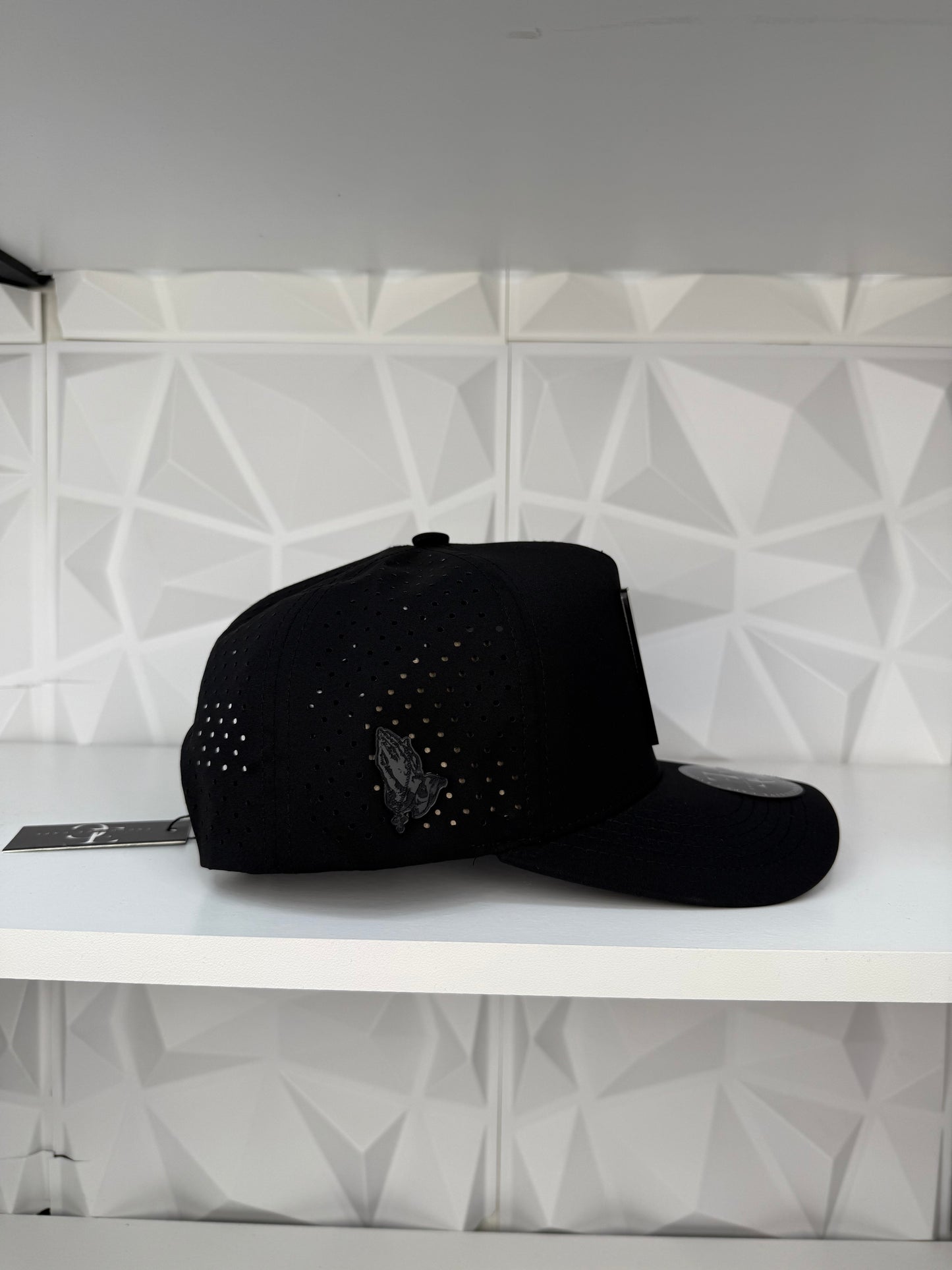 San Judas Tadeo color plate SnapBack Gorra- negro hydro
