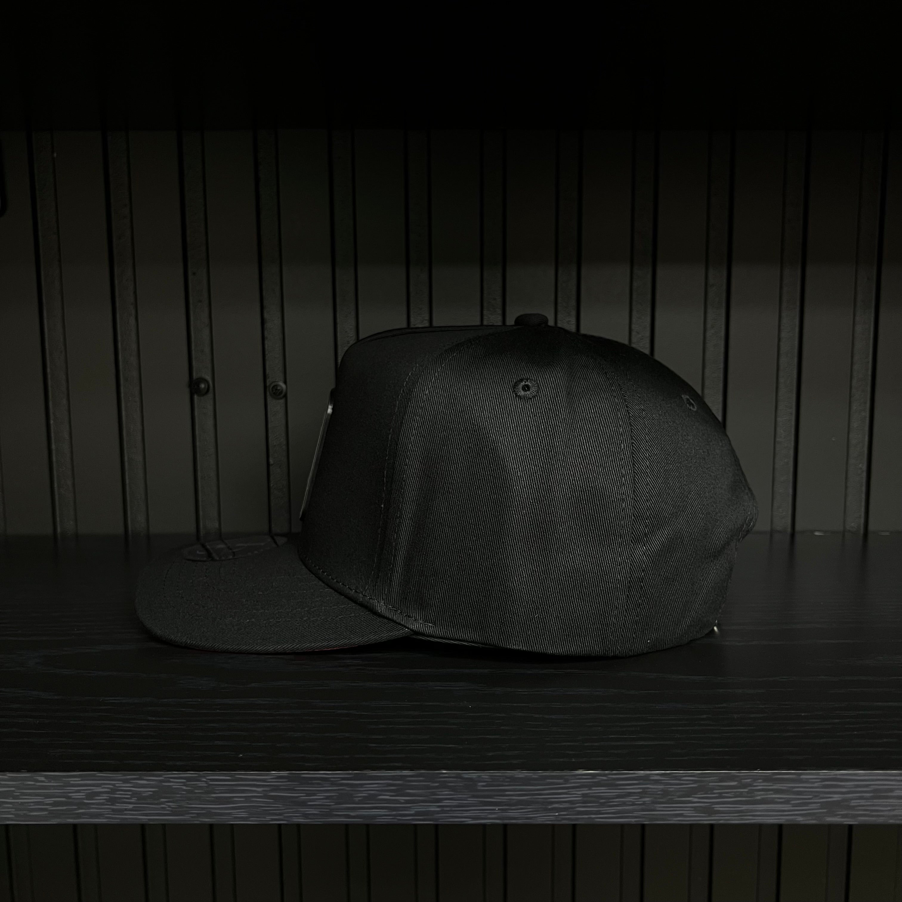 Exclusive Oaxaca Private Flight SnapBack Hat - Black/Red Cotton Cap