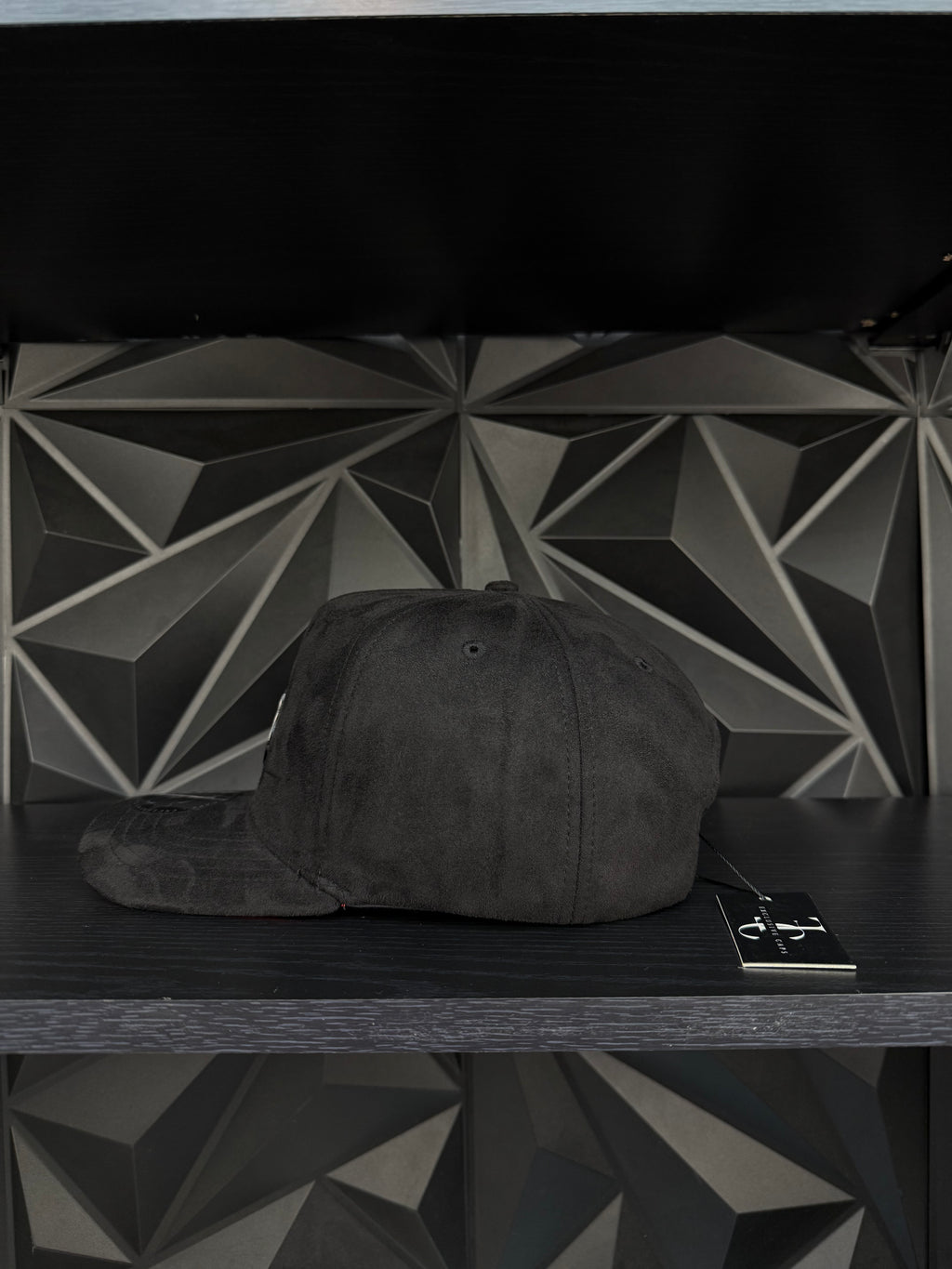 CDMX México SnapBack hat-black/red suede