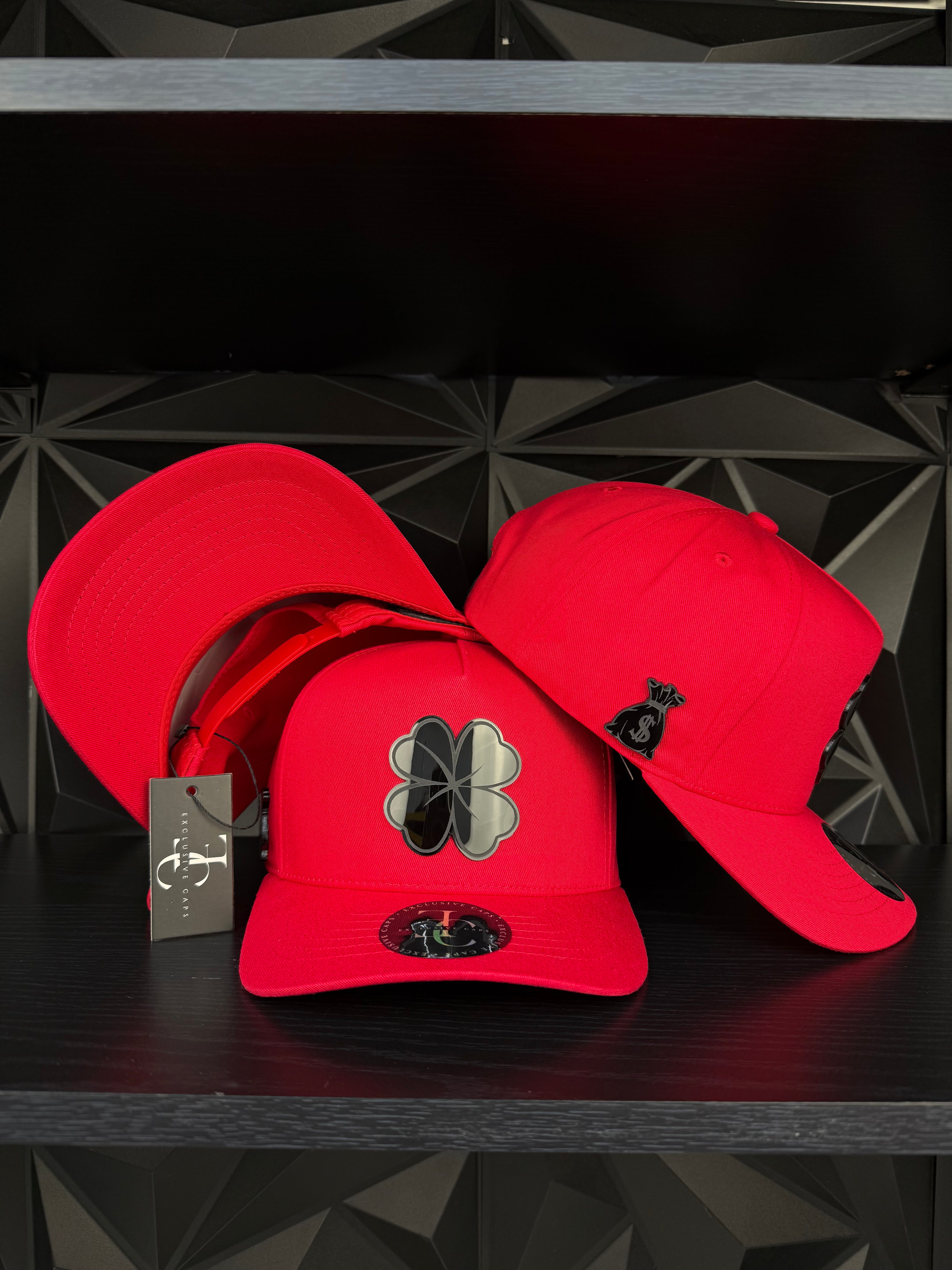 Trébol SnapBack hat-red
