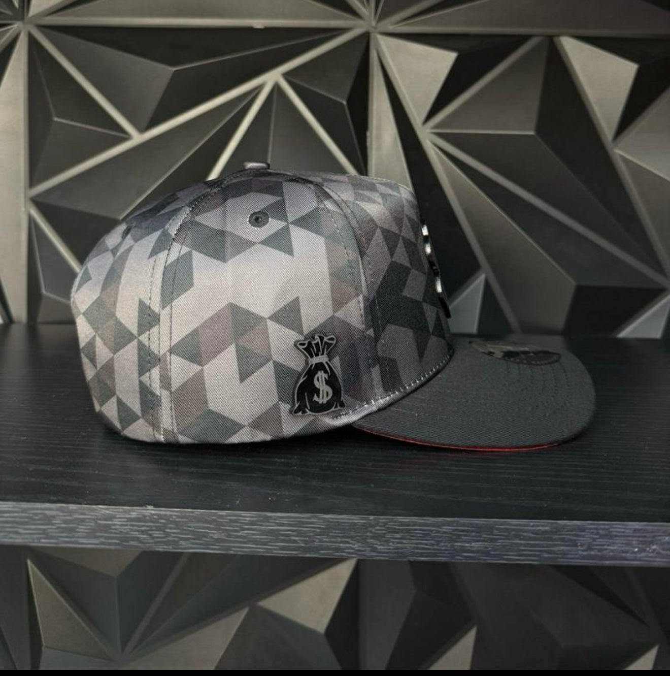Trébol plate SnapBack hat-grey camo