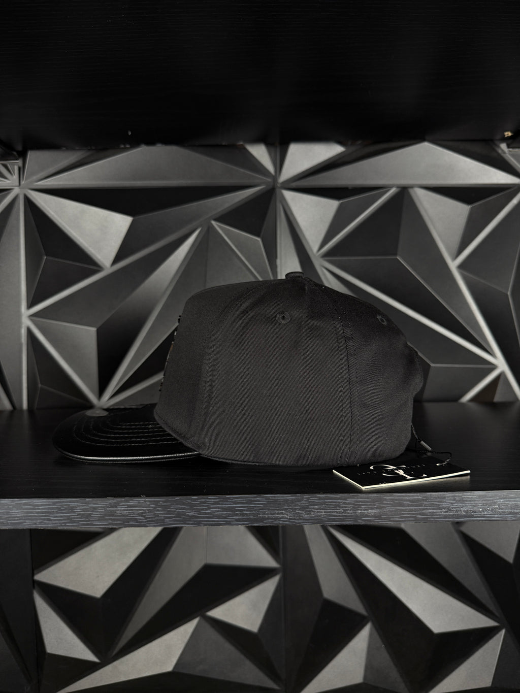 Exclusive caps escudo de Sinaloa SnapBack hat-Black/Black leather brim