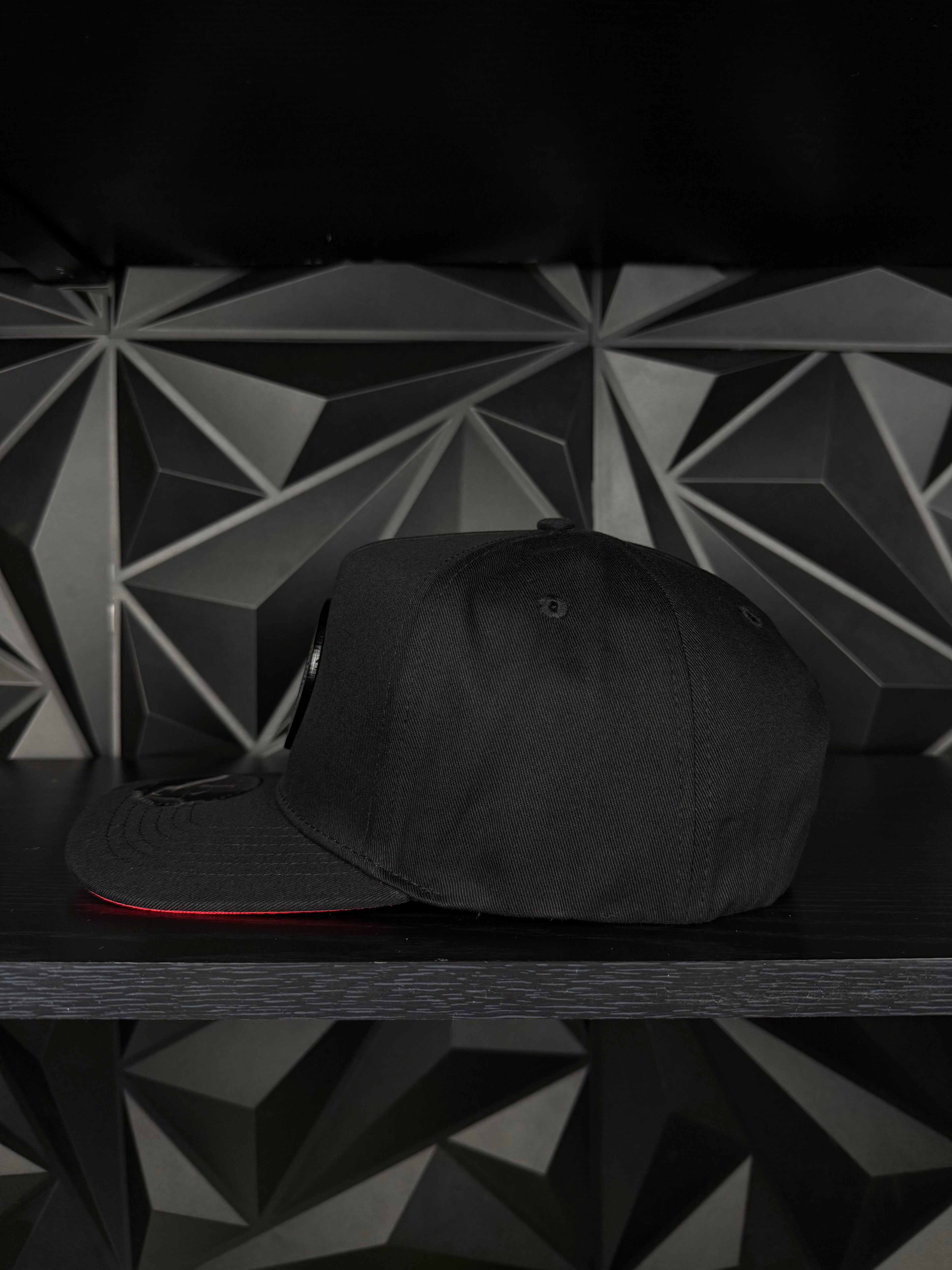 México plate SnapBack hat-black/red