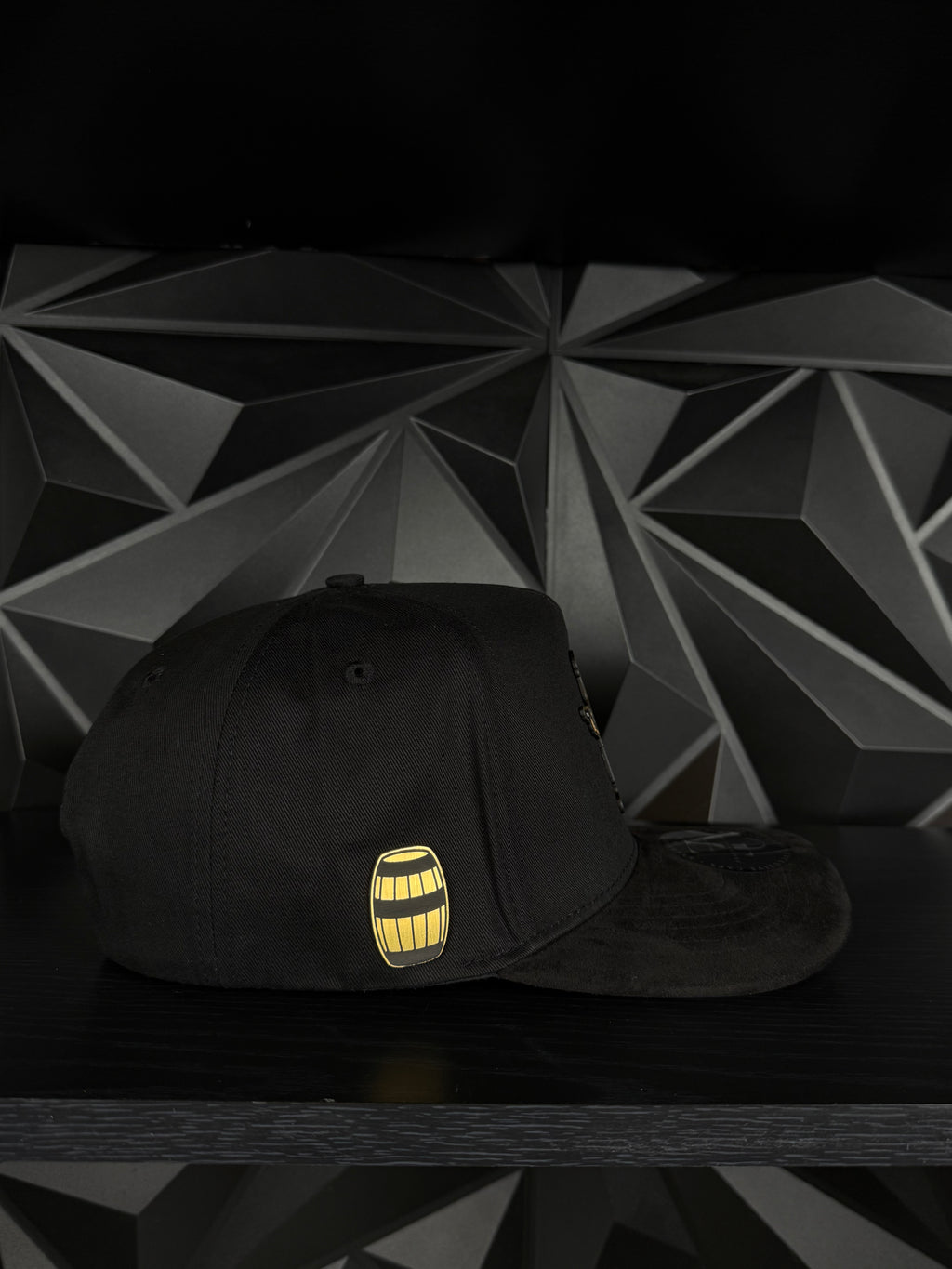 Chavo SnapBack hat-black suede visor