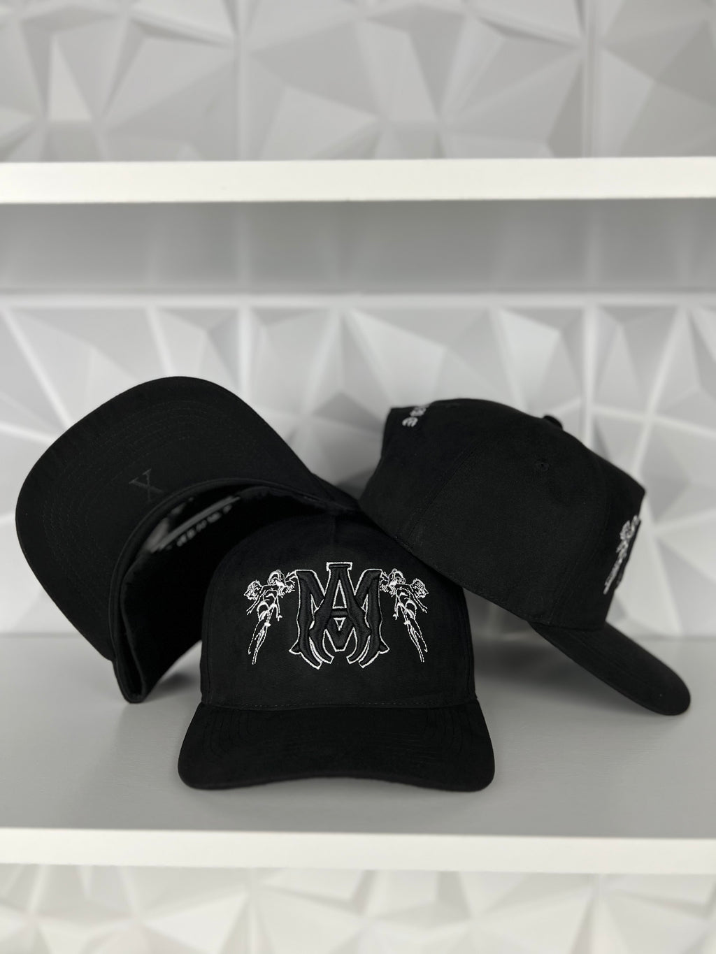 MA ángel SnapBack gorra-negra