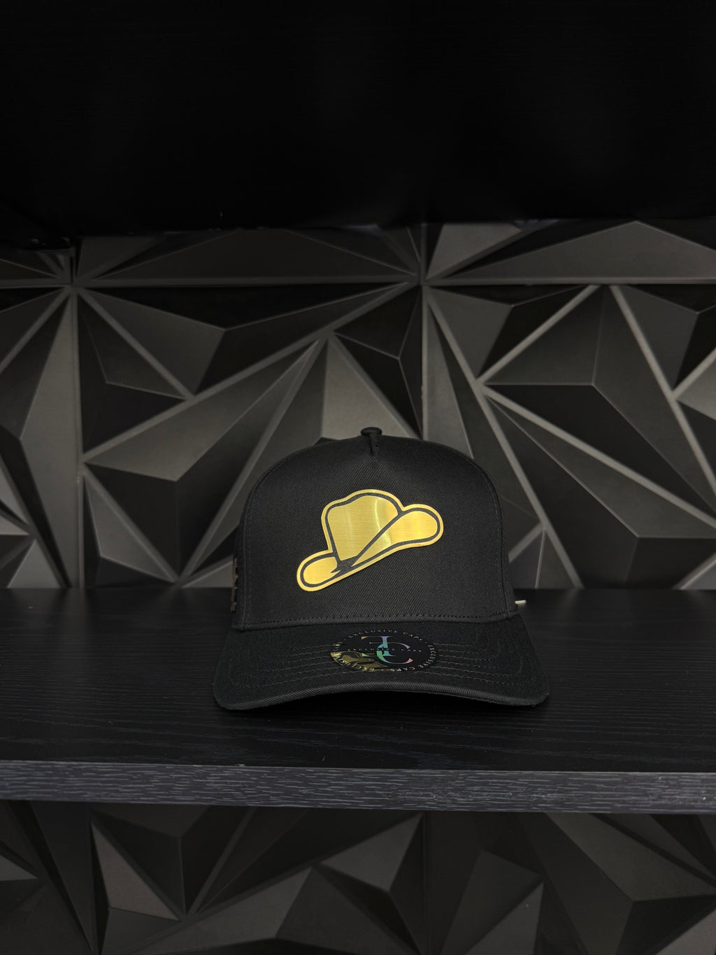 Gold Sombrero Placa SnapBack Gorra-Negra