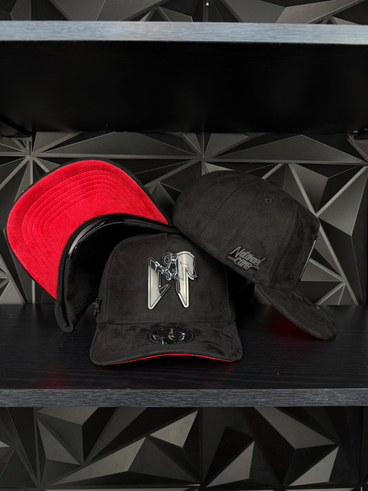 CT Nata cano SnapBack hat-black/red suede