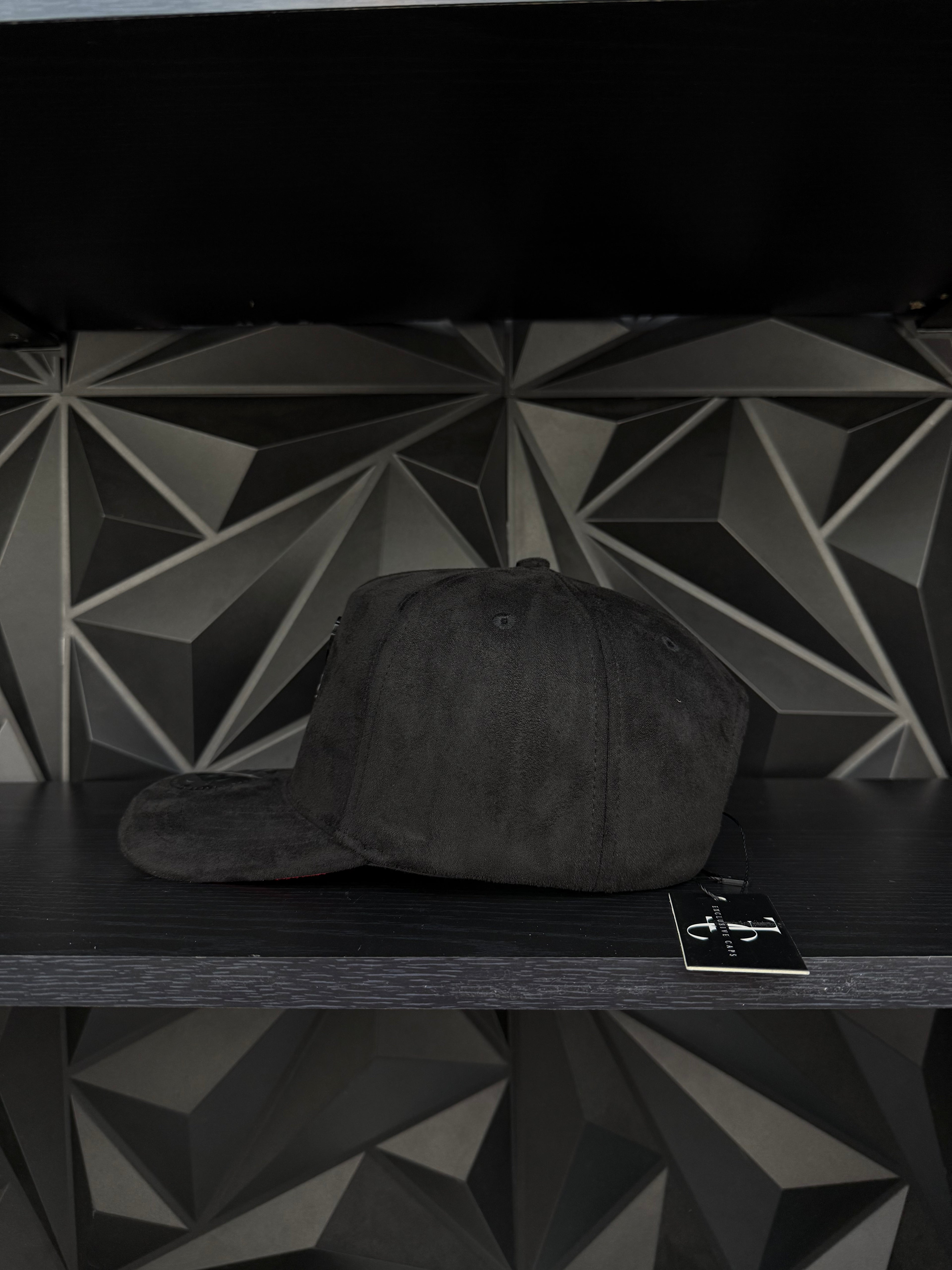 Quintana Roo México SnapBack hat-black/red suede