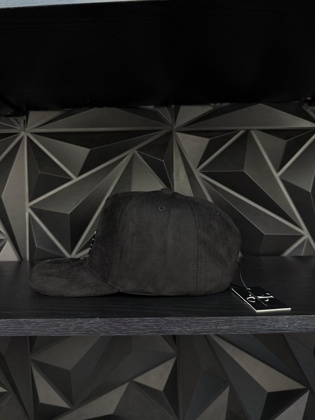 San Luis Potosí México SnapBack hat-black/red suede