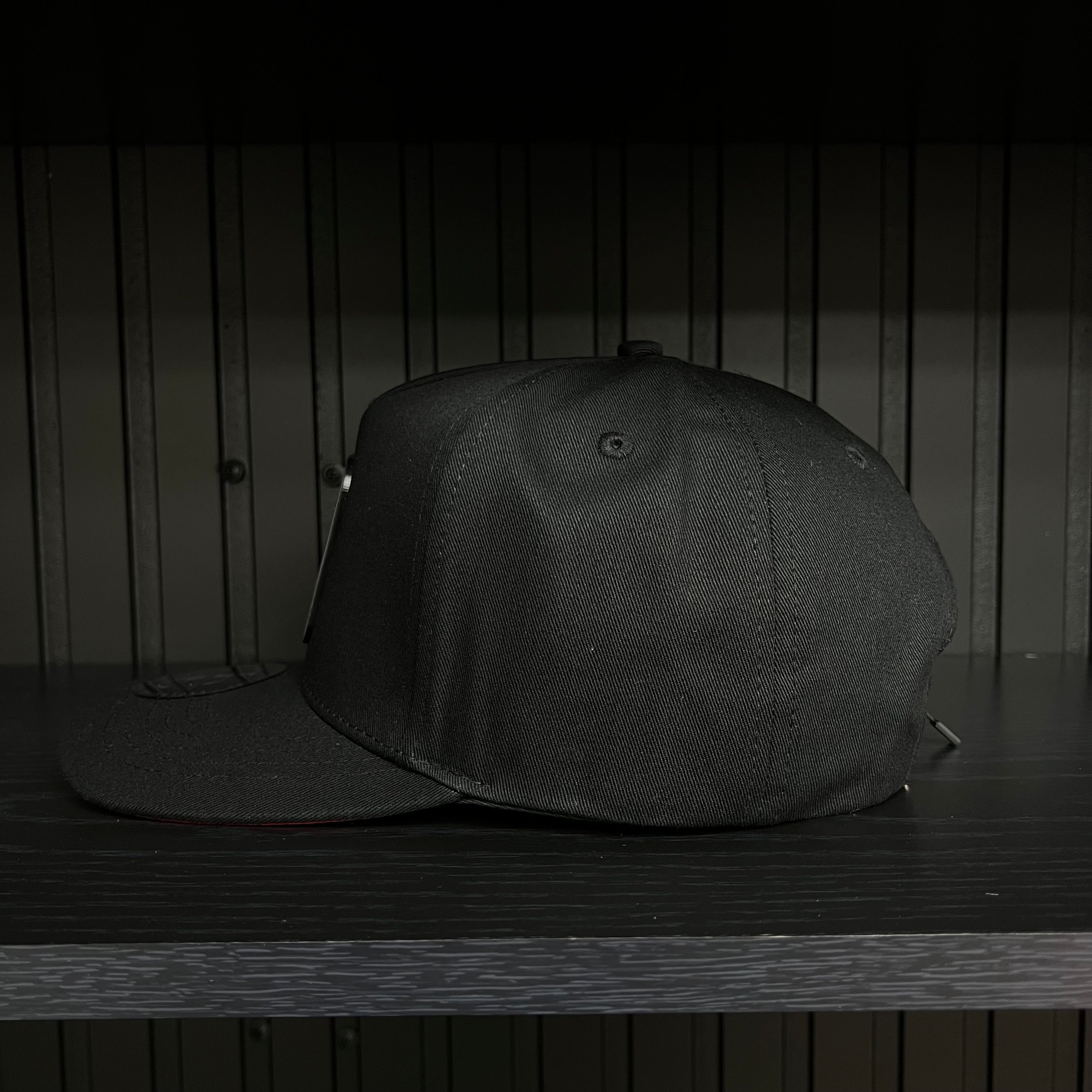 Exclusive Michoacan Private Flight SnapBack Hat - Black/Red Cotton Cap